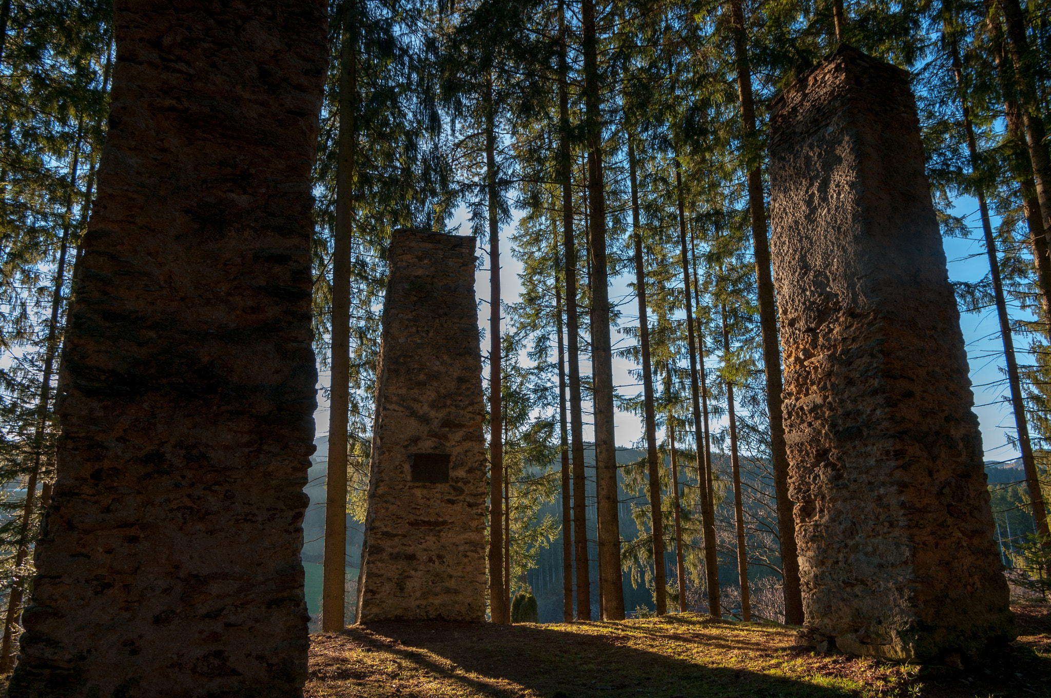 Pentax K20D + Pentax smc DA 16-45mm F4 ED AL sample photo. Gallows photography