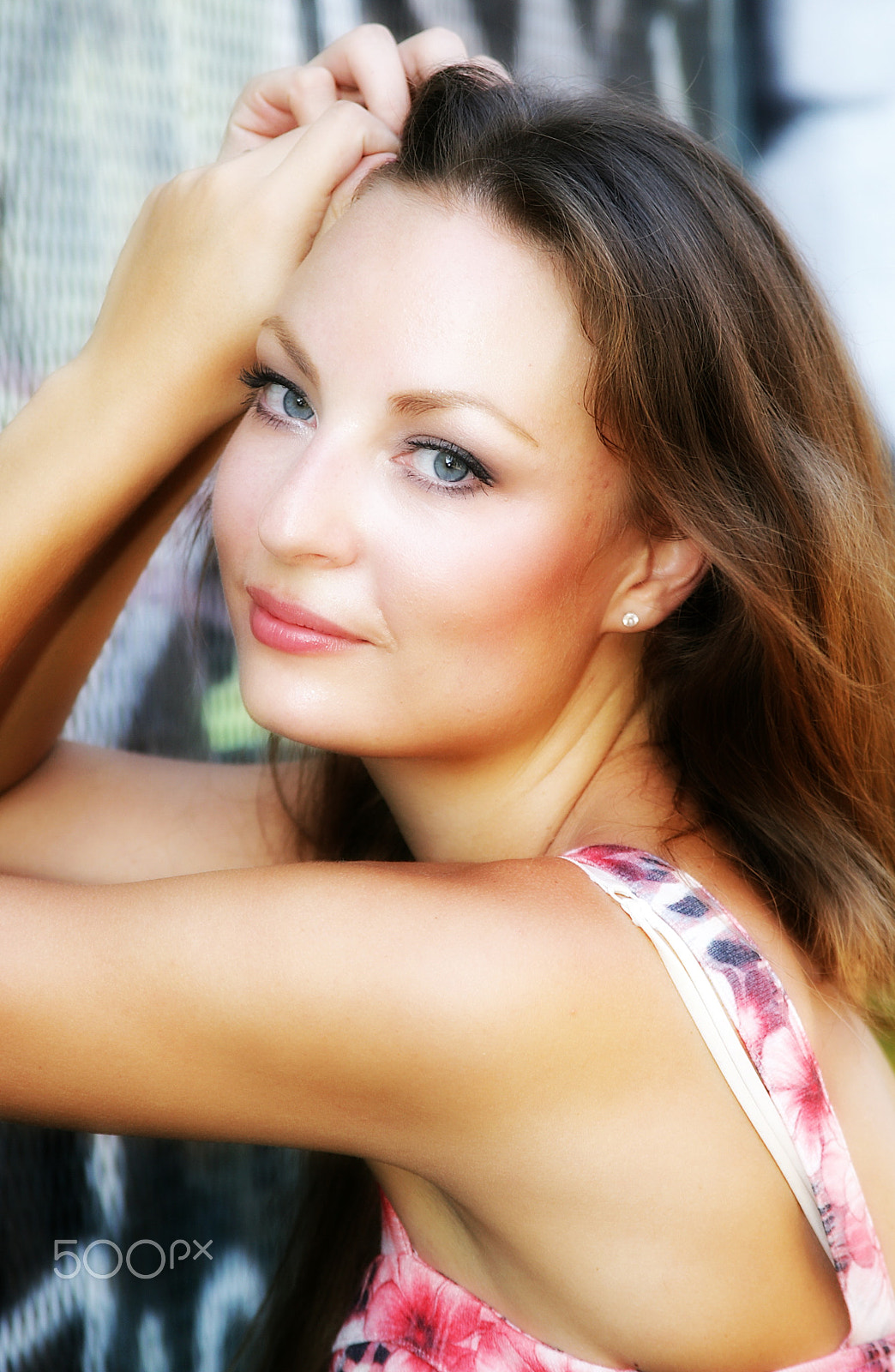 Canon EOS-1Ds Mark II sample photo. Elana in east la photography