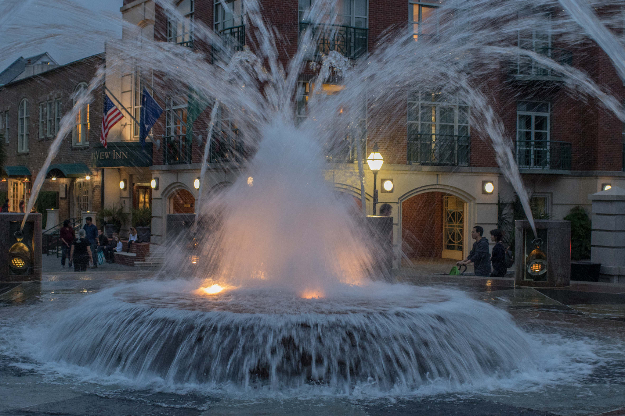 Canon EF 35mm F1.4L USM sample photo. Charleston day photography