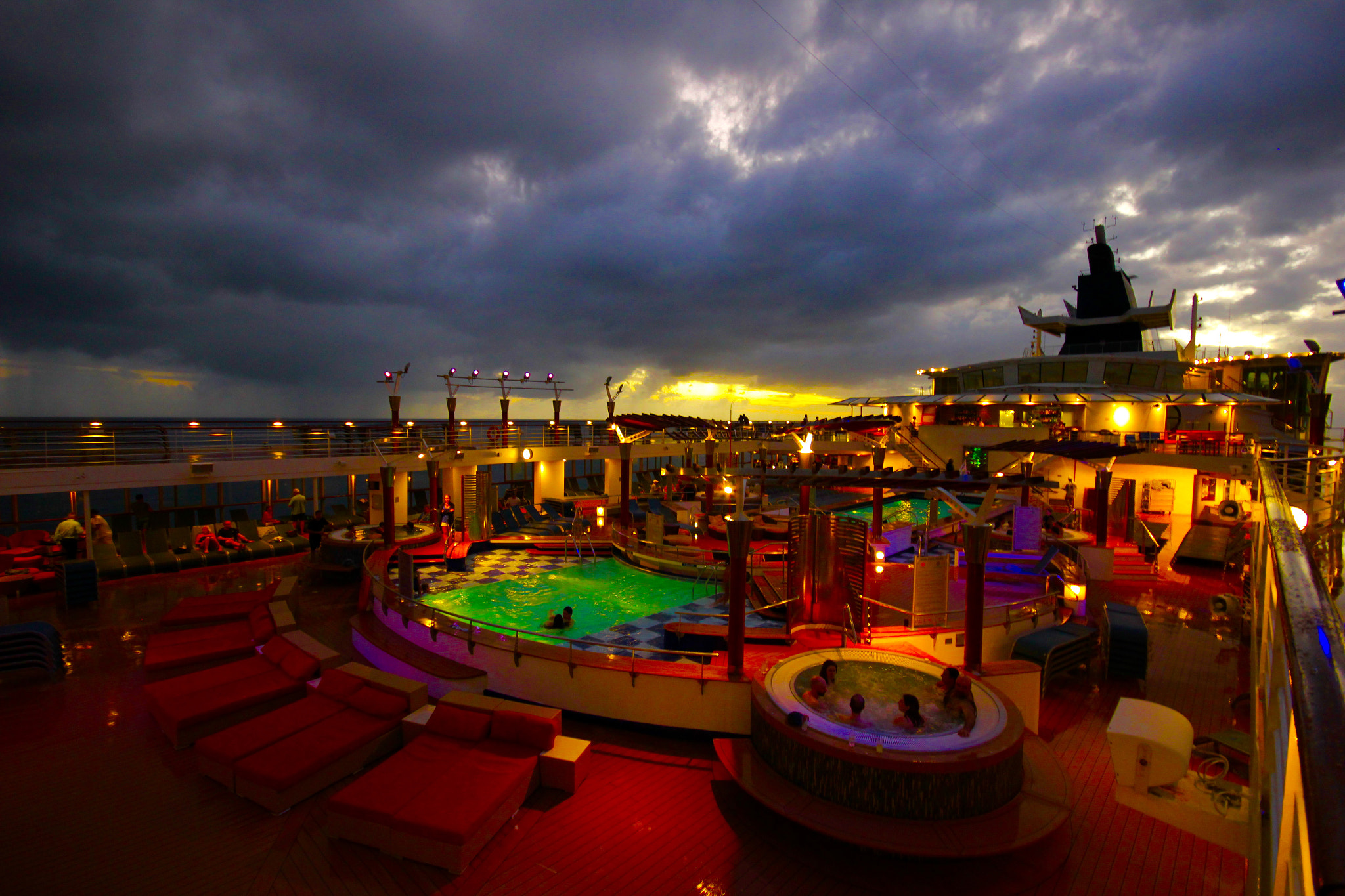 Sigma 10-20mm F4-5.6 EX DC HSM sample photo. Cruise series photography