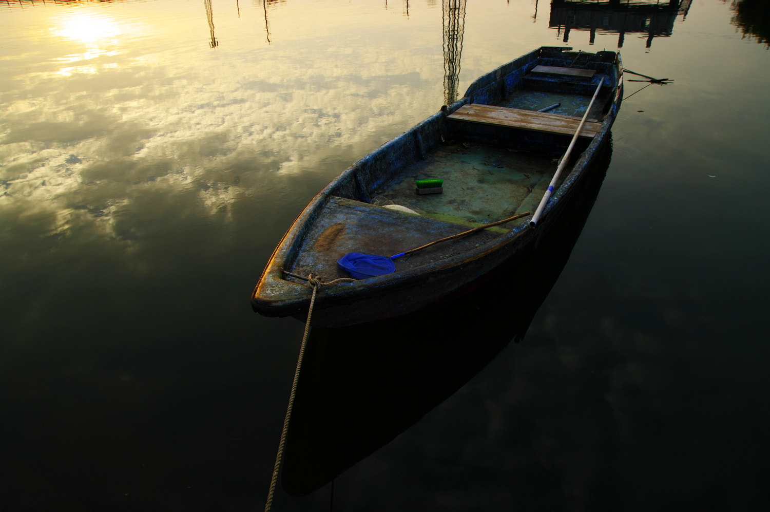 Pentax K20D sample photo. A fishing boat photography