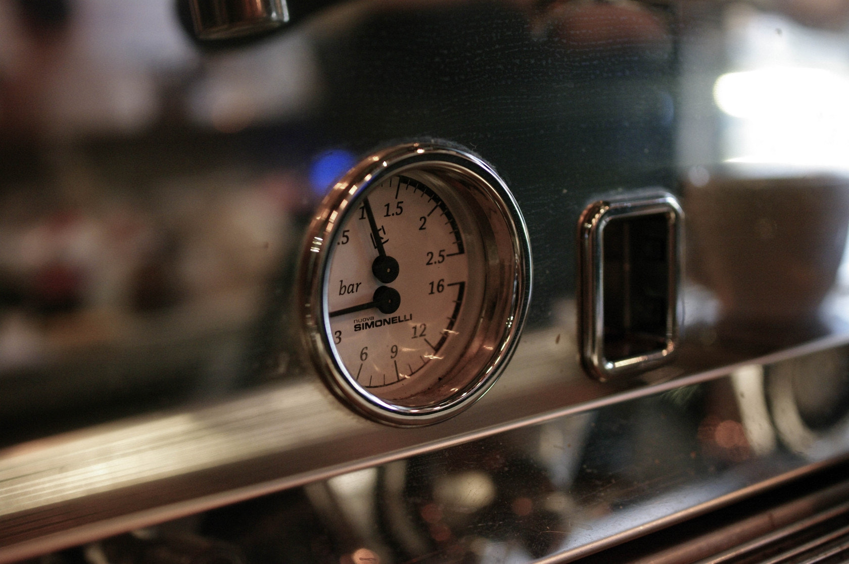 Pentax smc DA 35mm F2.8 Macro Limited sample photo.  onemorecup 咖啡店小景  photography
