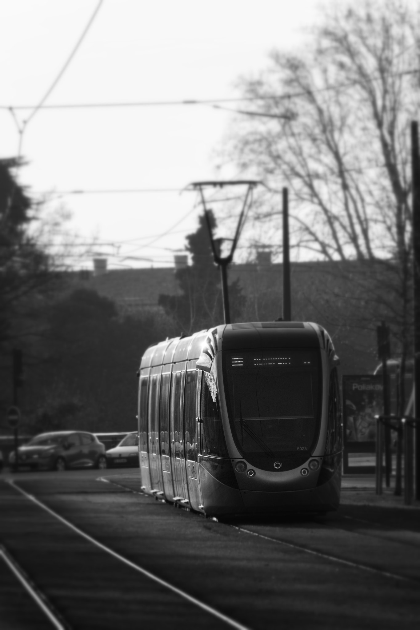 Sigma 18-250mm F3.5-6.3 DC Macro OS HSM sample photo. Le tram photography