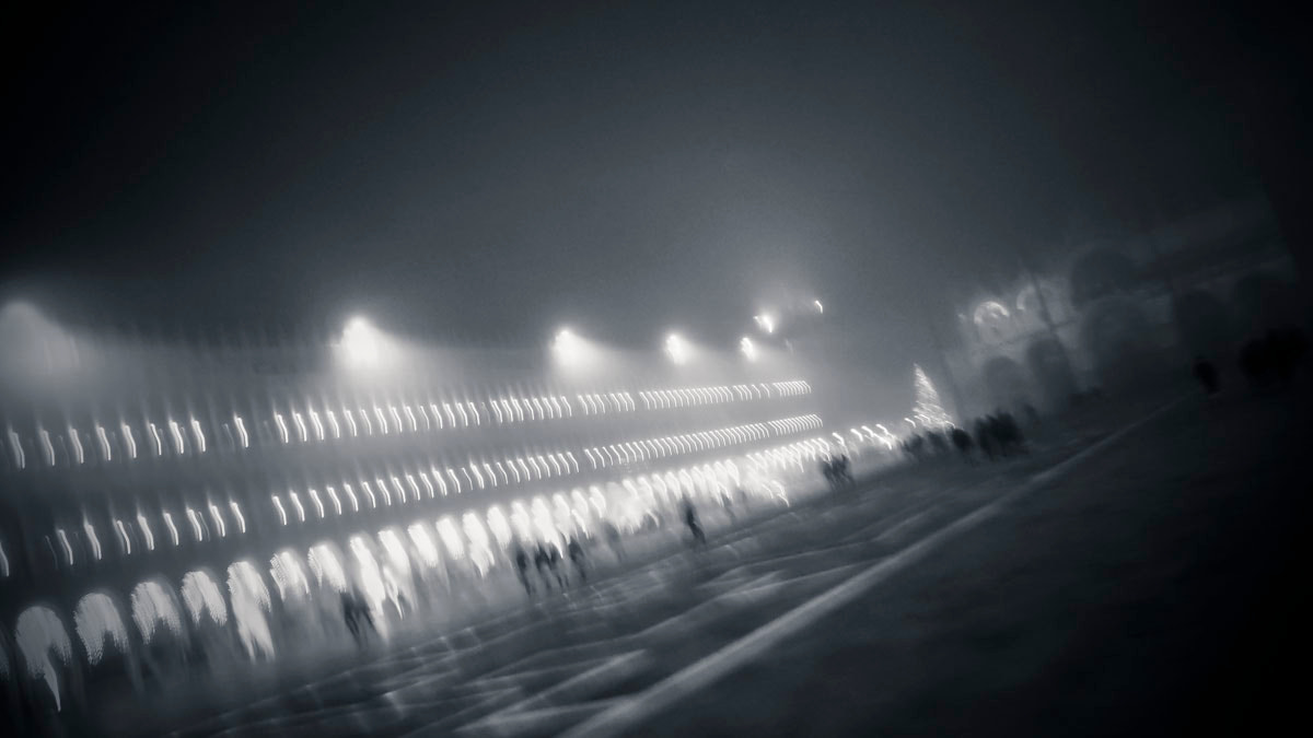 Panasonic Lumix G Vario 7-14mm F4 ASPH sample photo. New year's resolution: worry less about blurred ph photography