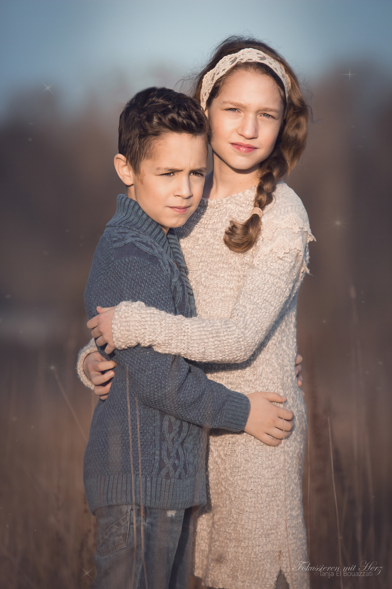 Sigma 70-200mm F2.8 EX DG OS HSM sample photo. Siblinglove photography