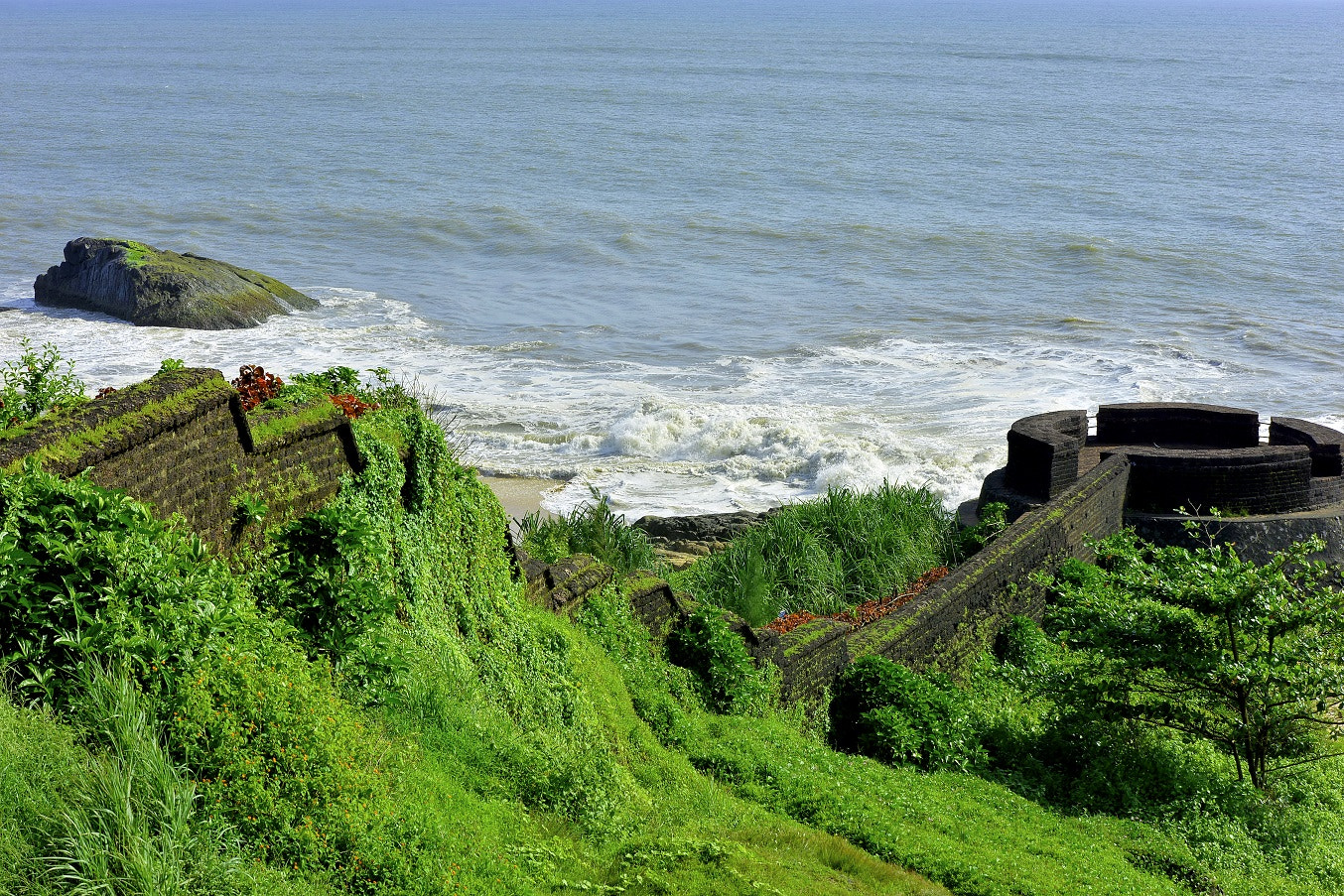 Nikon D610 + PC Micro-Nikkor 85mm f/2.8D sample photo. Bekal fort photography