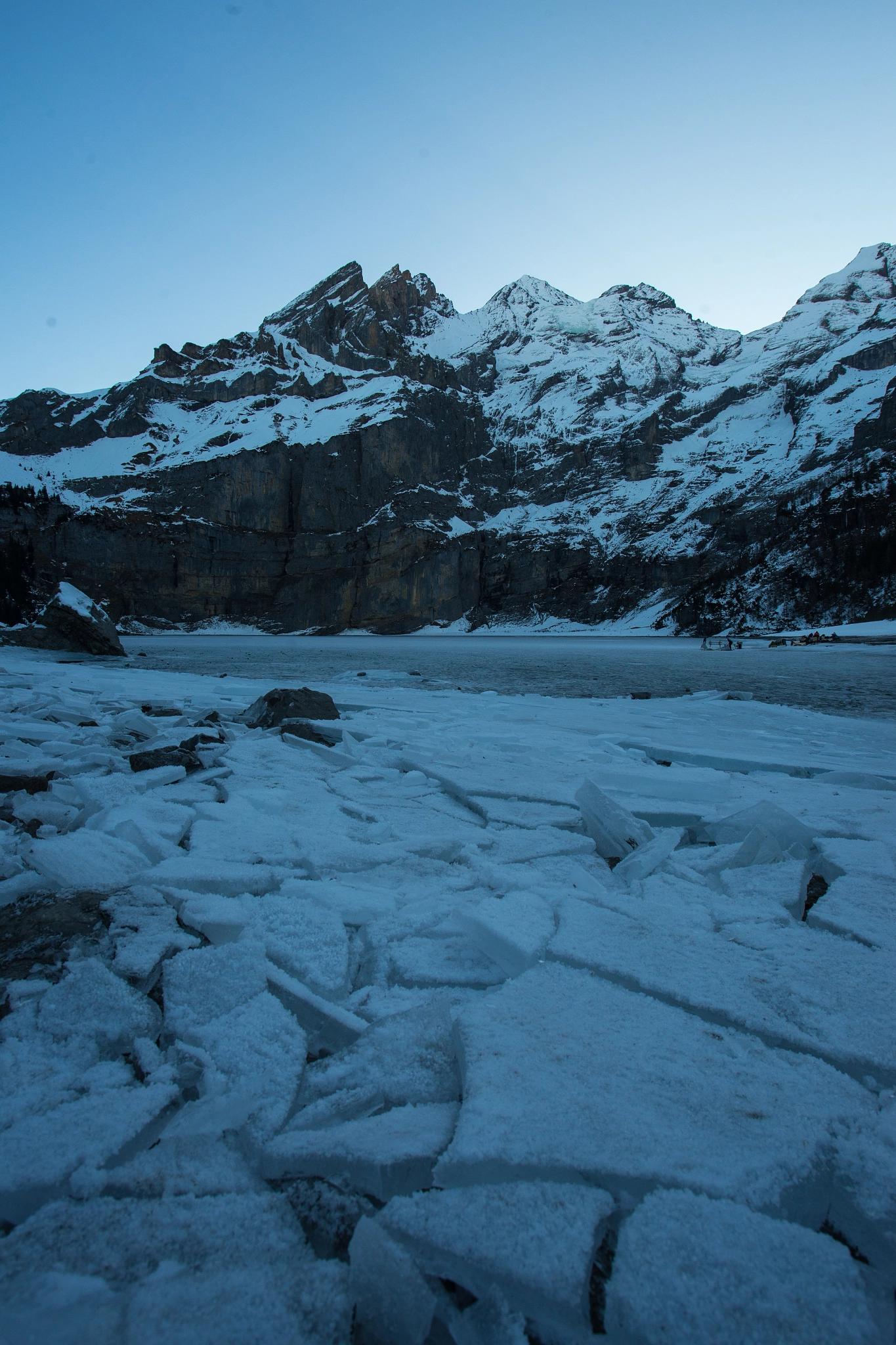 Sony a7 II + Canon EF 17-40mm F4L USM sample photo. Crashing ice @ oeschinensee photography