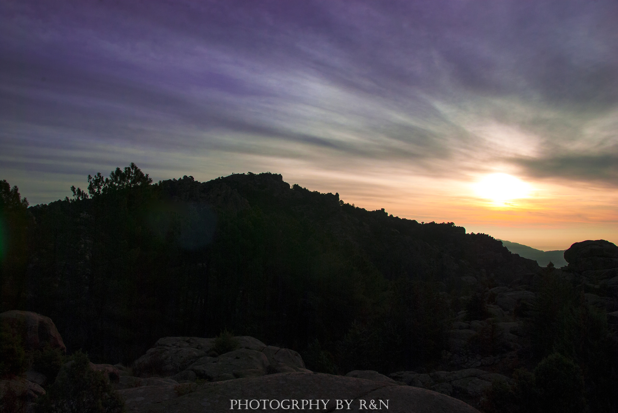 Sigma 17-50mm F2.8 EX DC OS HSM sample photo. Amanecer en la pedriza photography