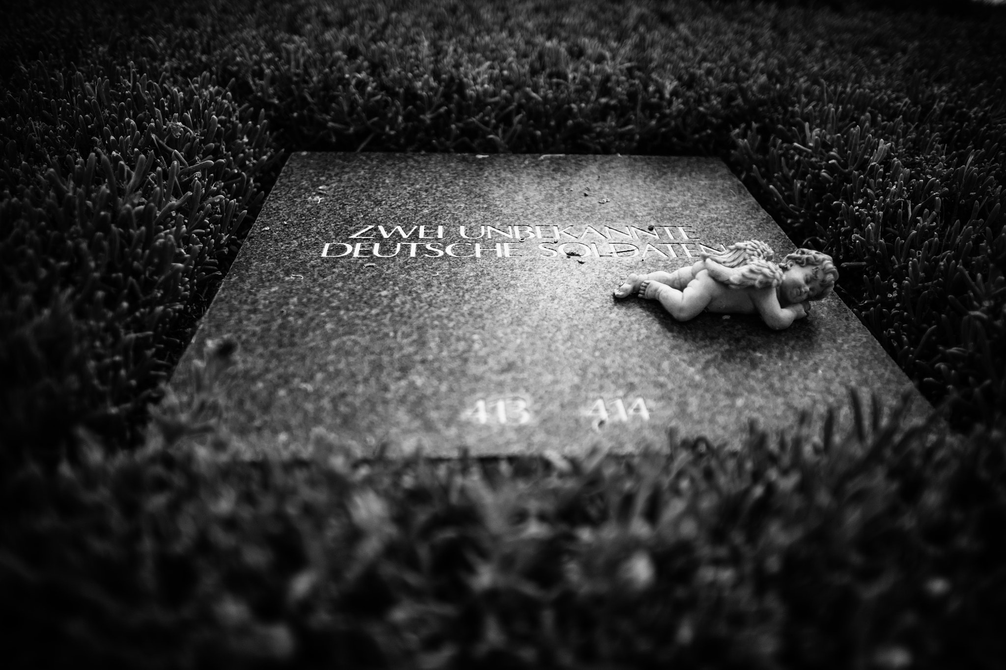 Nikon D700 + Nikon AF-S Nikkor 24mm F1.4G ED sample photo. Maleme - unknown soldiers photography