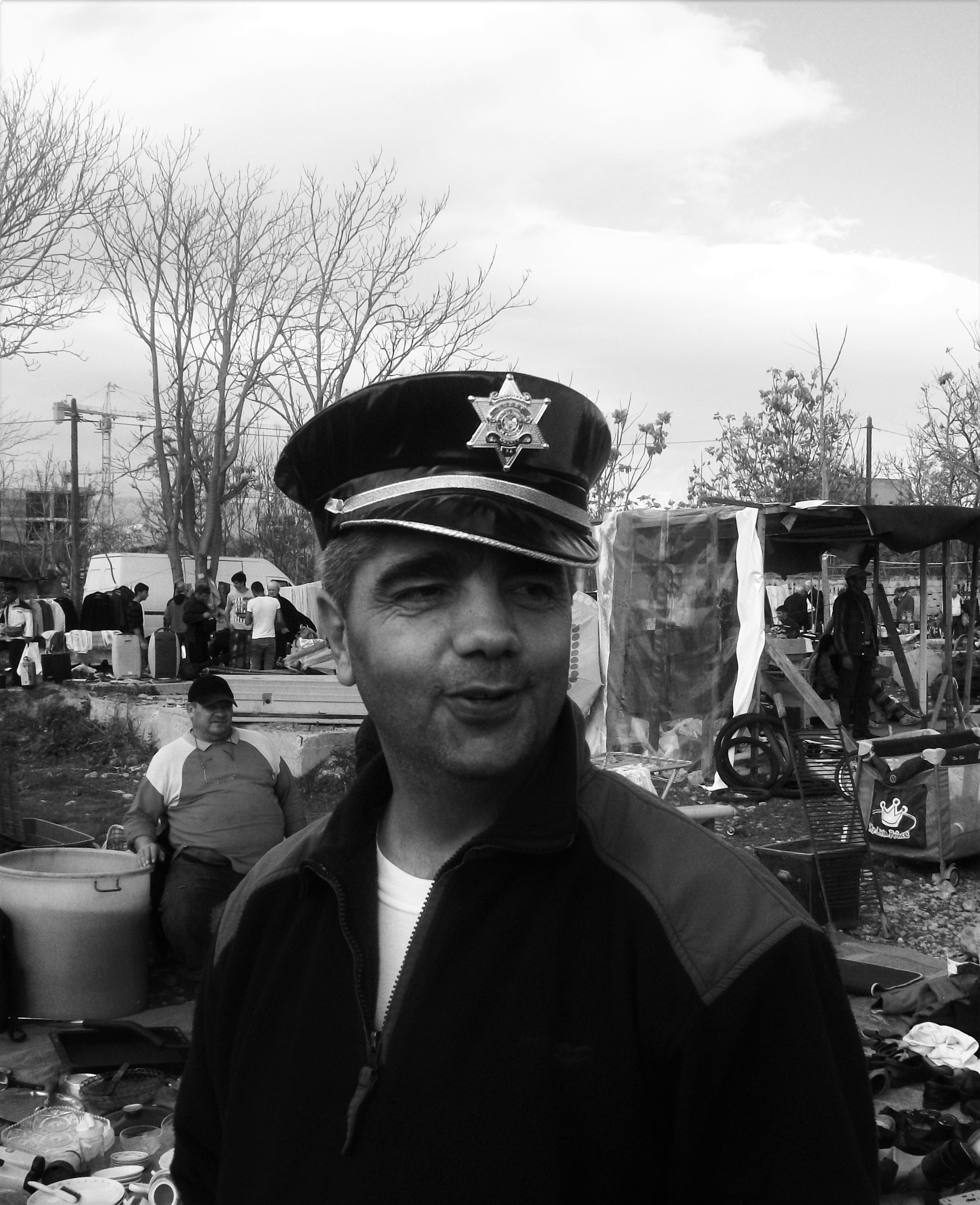 Fujifilm FinePix AV130 sample photo. Trust me, i'm a policeman photography