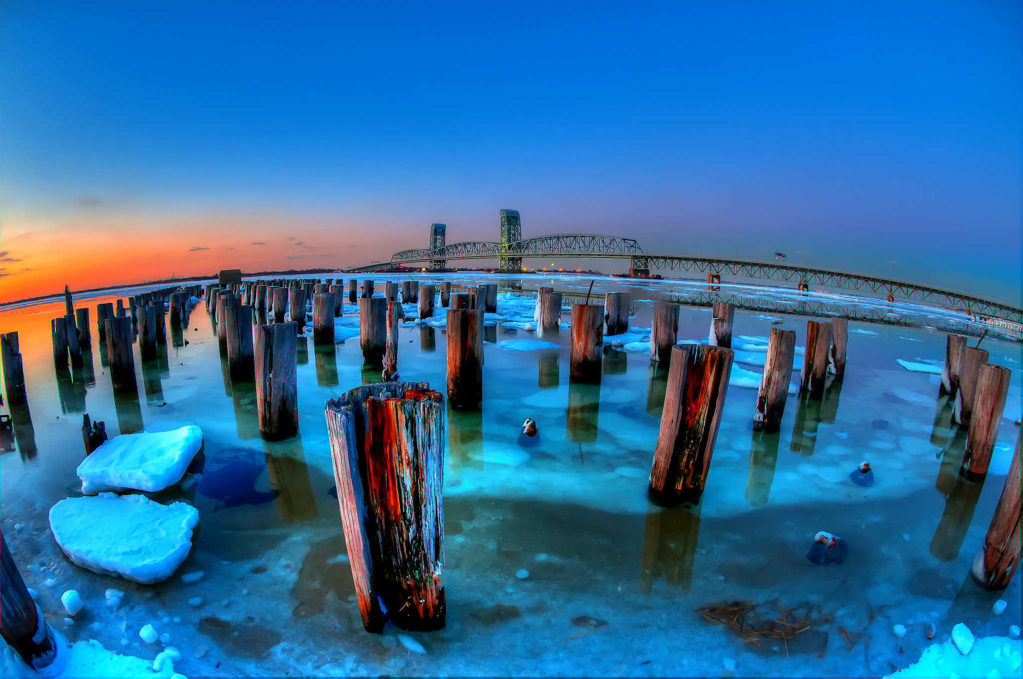 Nikon AF DX Fisheye-Nikkor 10.5mm F2.8G ED sample photo. Iceberg bay photography