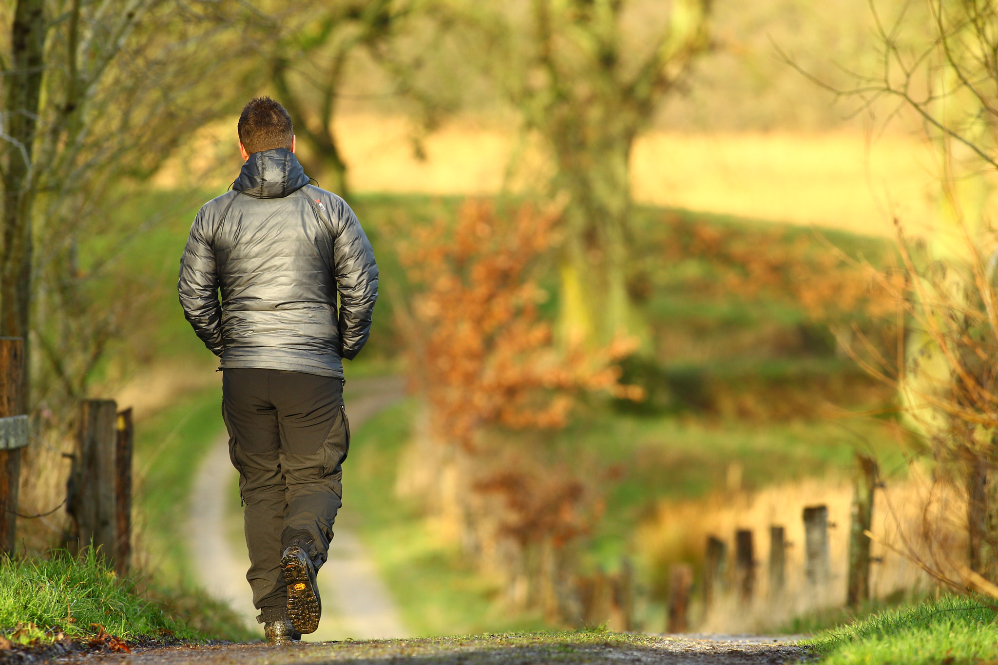Canon EF 300mm f/2.8L sample photo. Nice autum walk photography