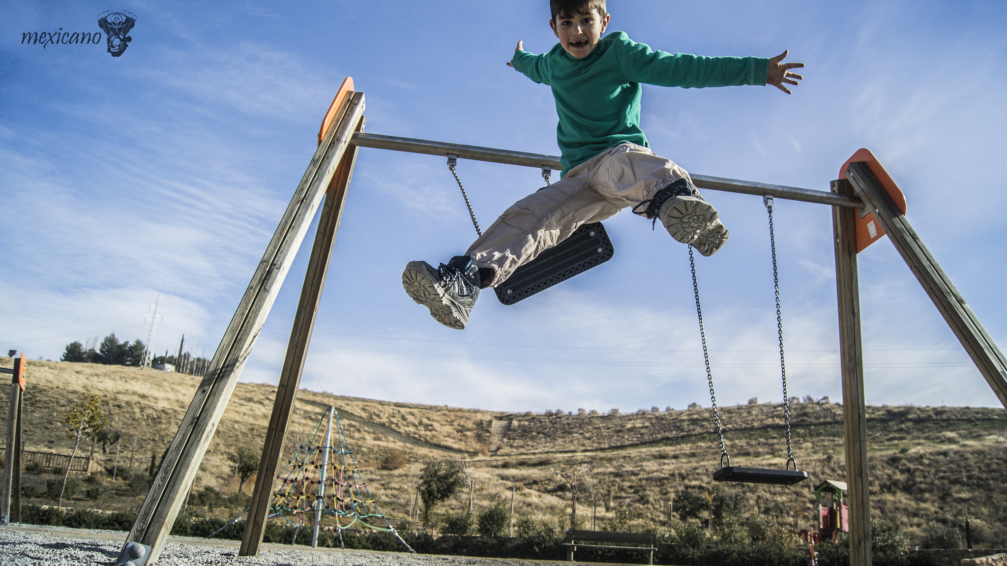 Sony Alpha DSLR-A580 sample photo. Jump photography