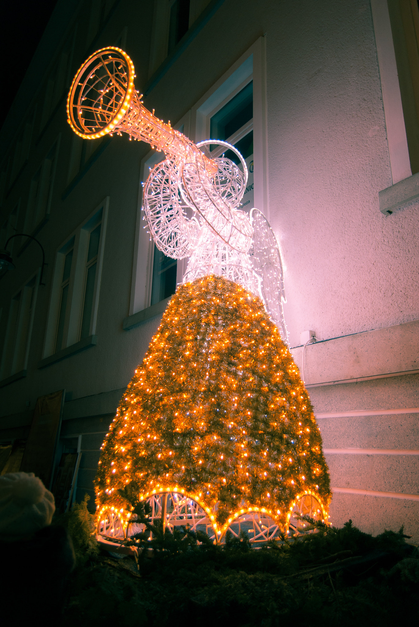 Sony Alpha DSLR-A200 sample photo. Christmas angel photography