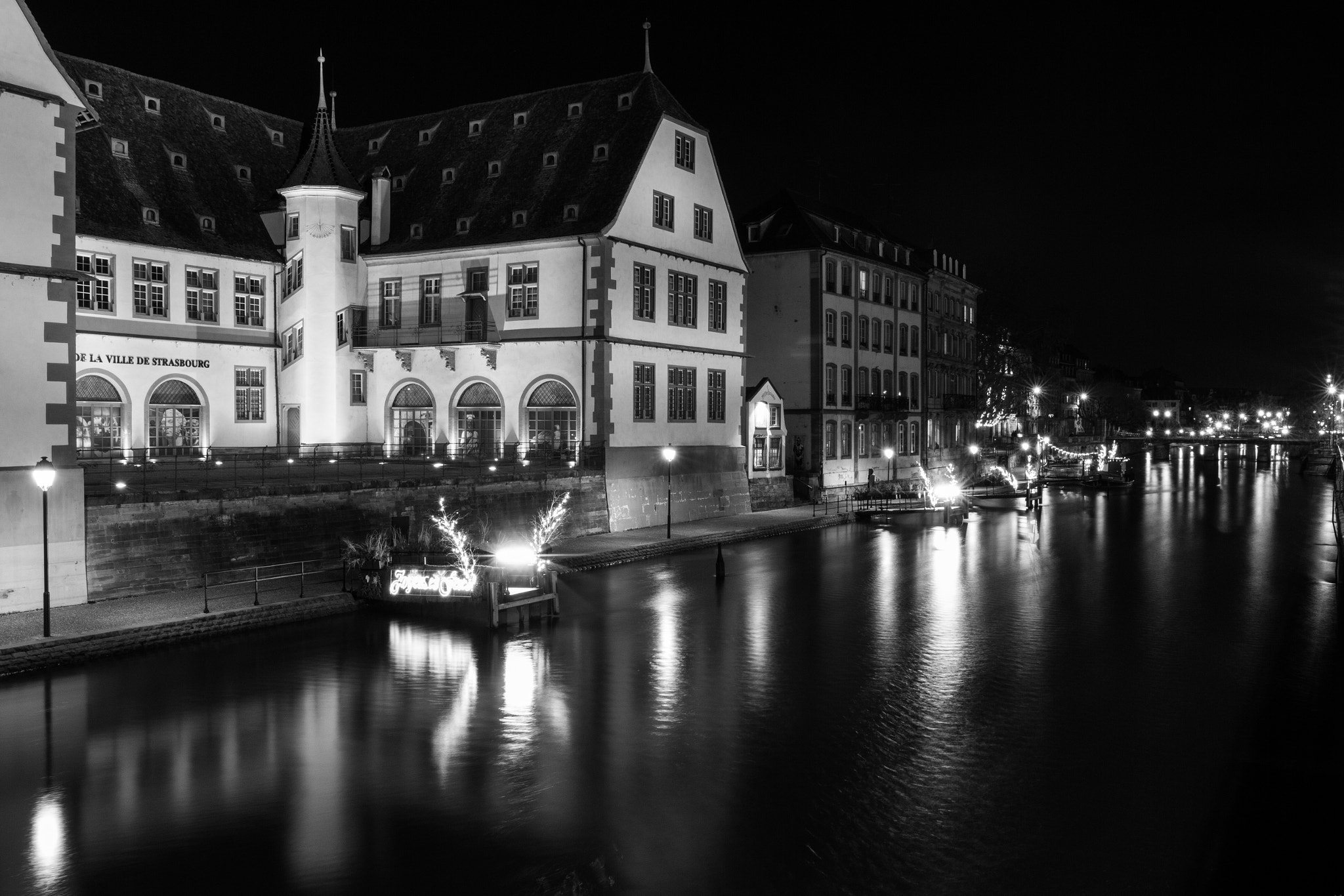 Sigma 18-35mm f/1.8 DC HSM sample photo. Black water photography