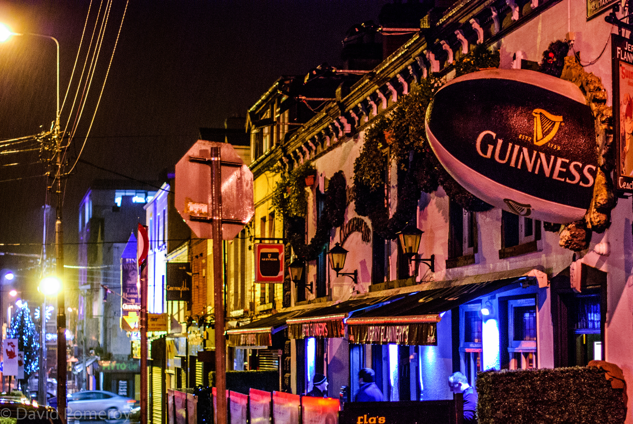 Nikon D80 + Nikon AF-S Nikkor 50mm F1.4G sample photo. Wet limerick night photography