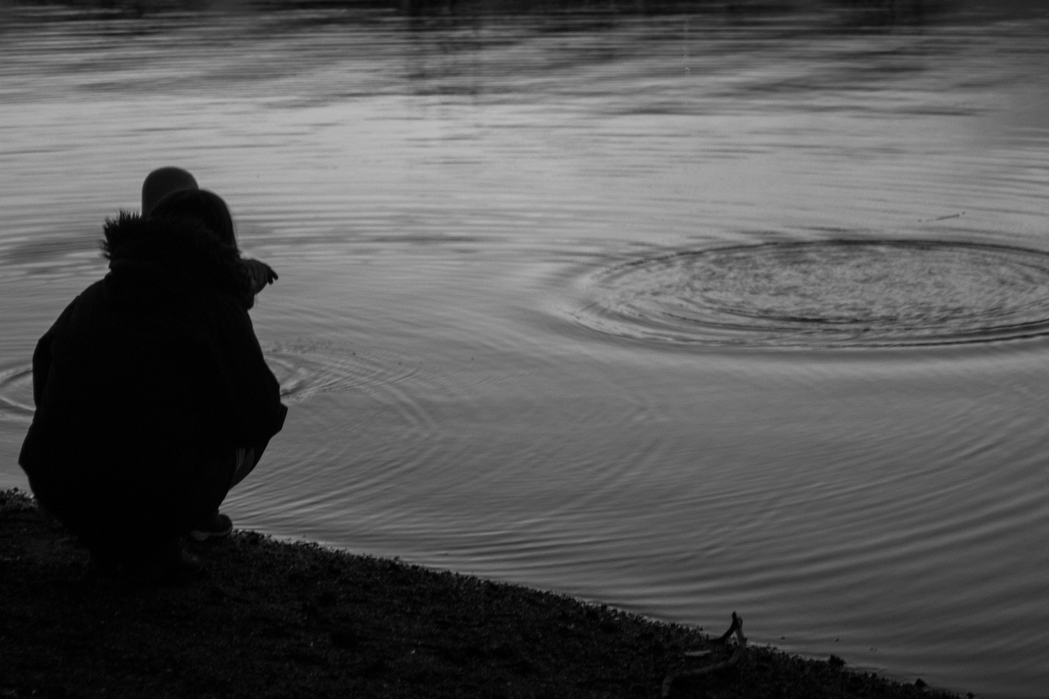 Canon EF 35-80mm f/4-5.6 USM sample photo. Mild splash photography