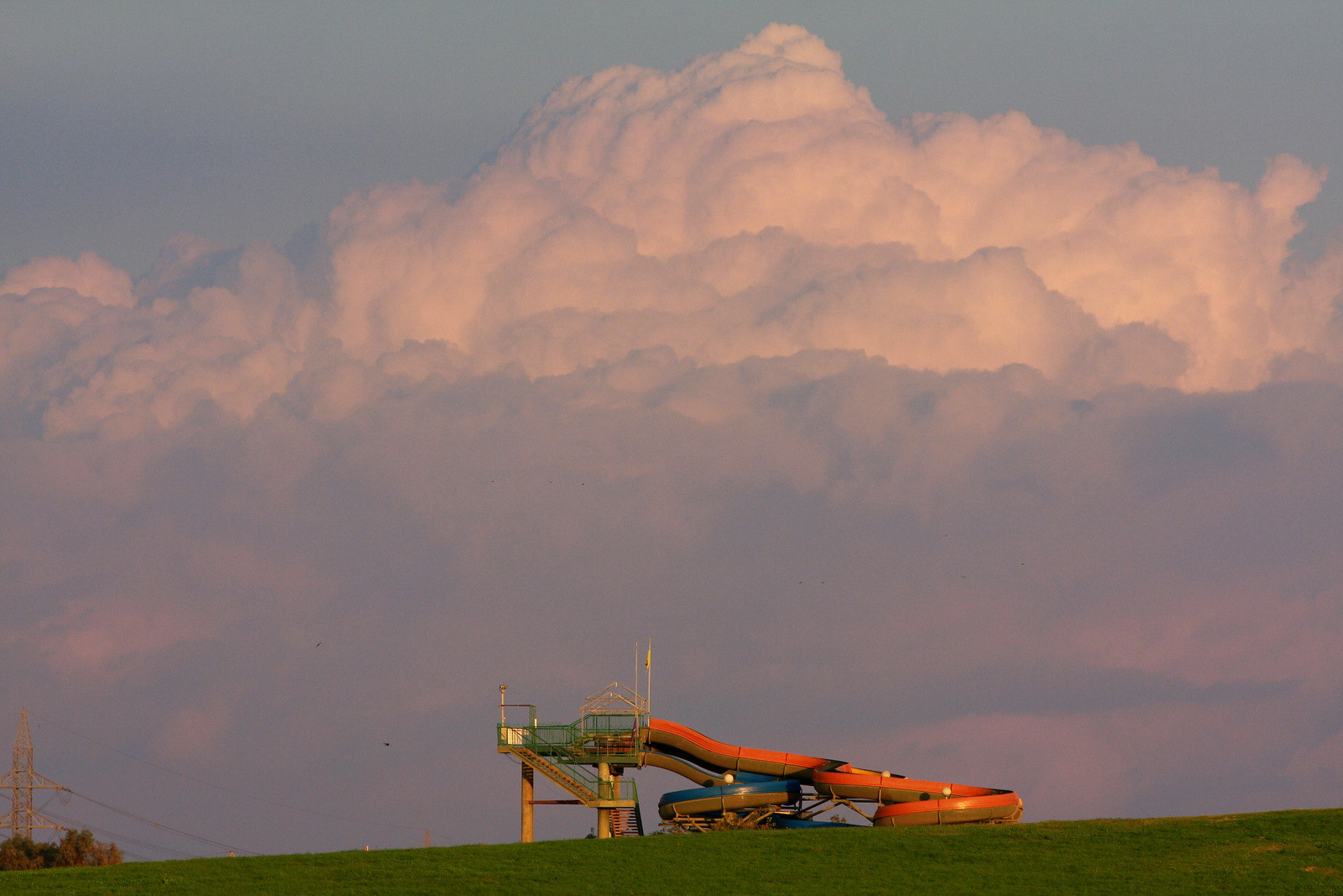 Canon EOS 40D + Canon EF 200mm F2.8L II USM sample photo. Clouds photography