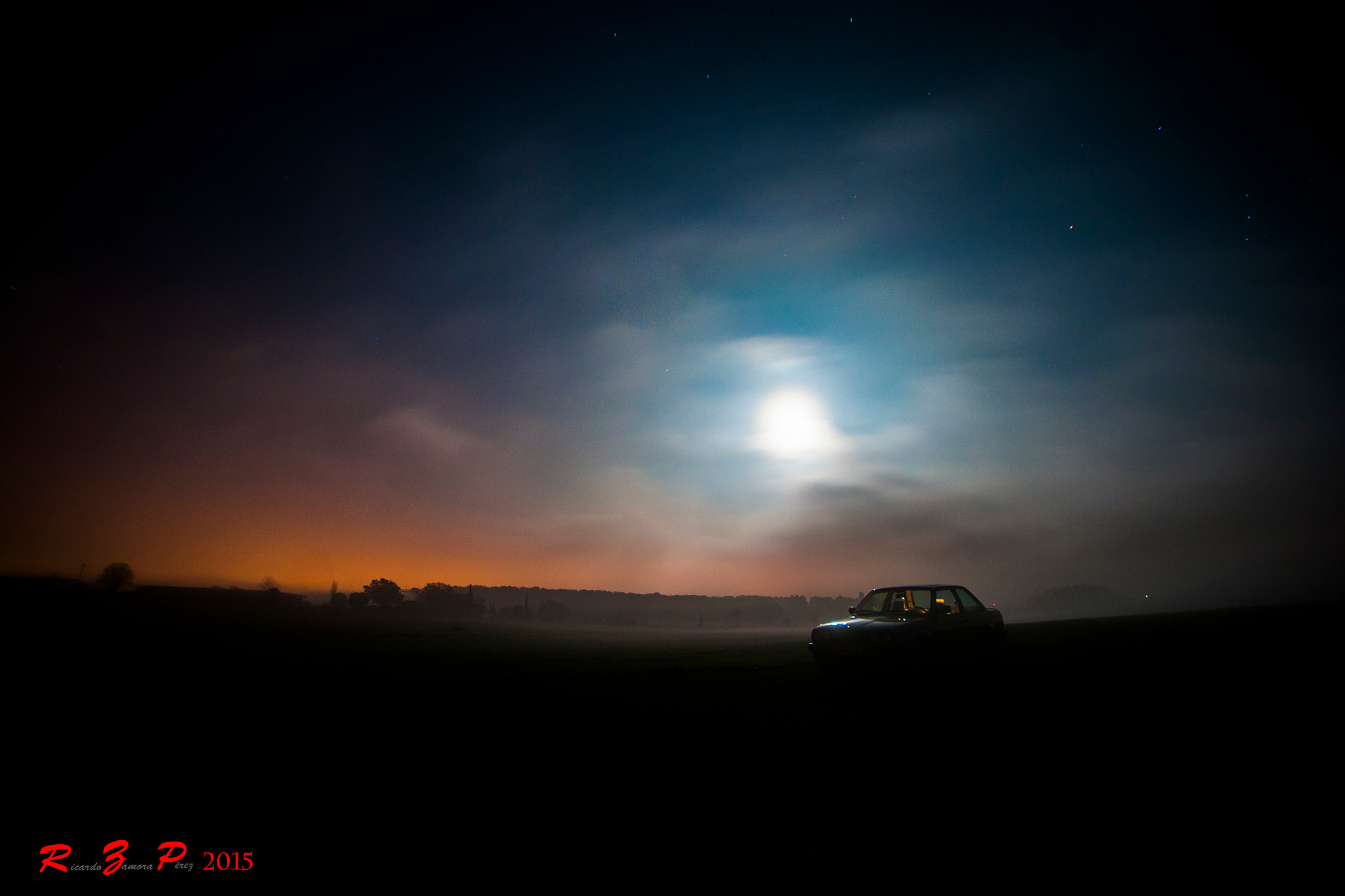 Sony Alpha DSLR-A700 + Sony DT 11-18mm F4.5-5.6 sample photo. Bmw e30 in the fog photography