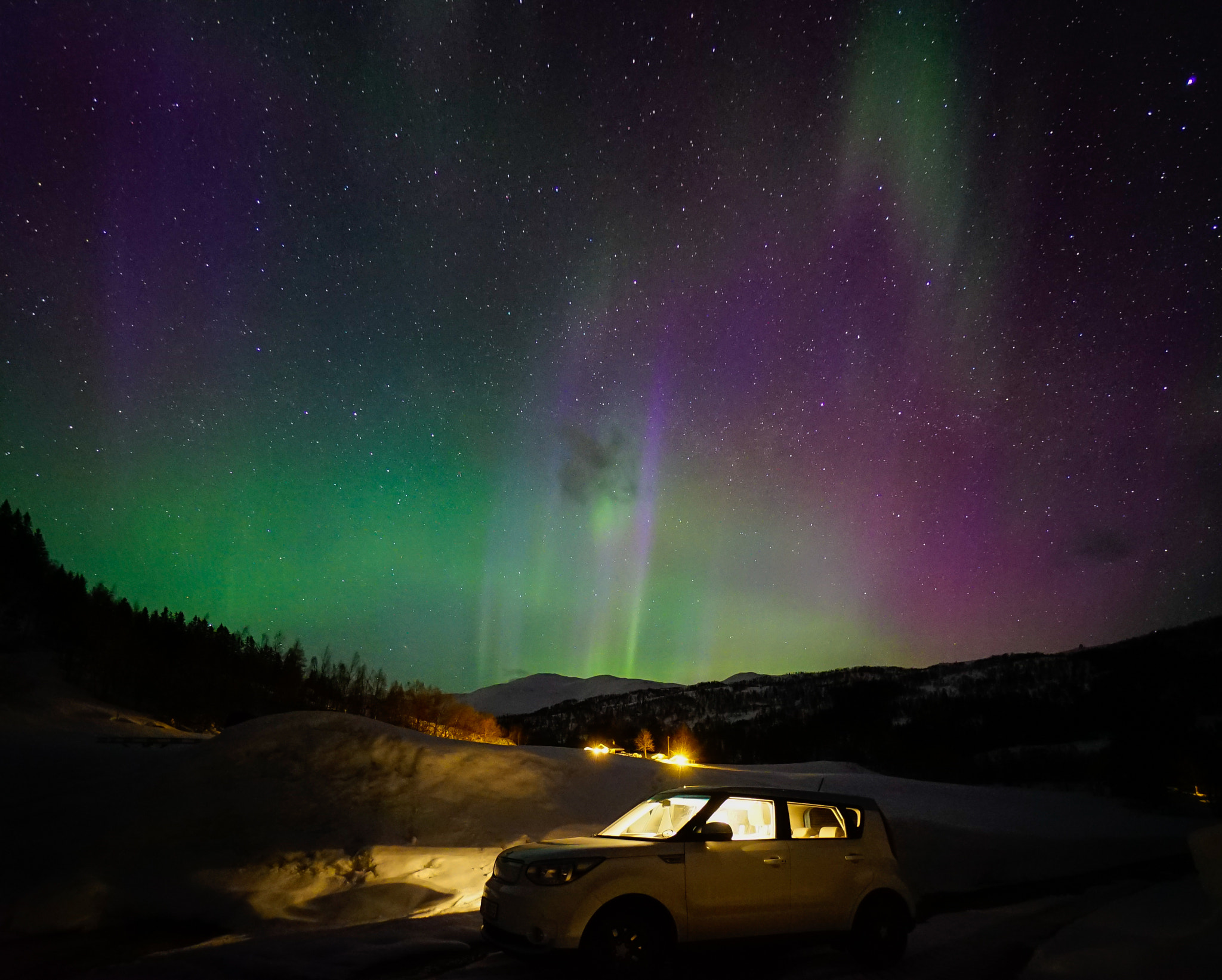 Sony a7S + Sony E 10-18mm F4 OSS sample photo. Aurora borealis photography