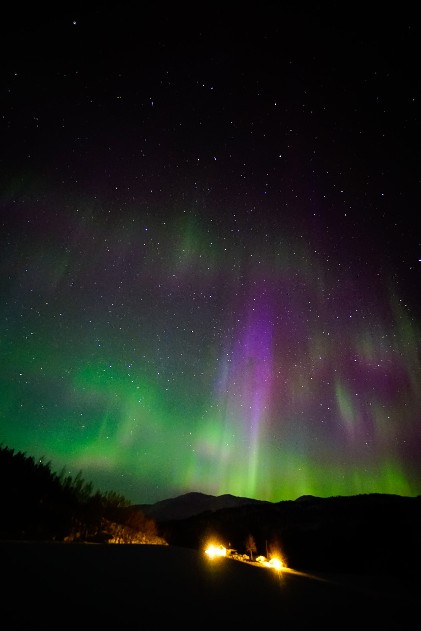 Sony a7S + Sony E 10-18mm F4 OSS sample photo. Aurora borealis photography