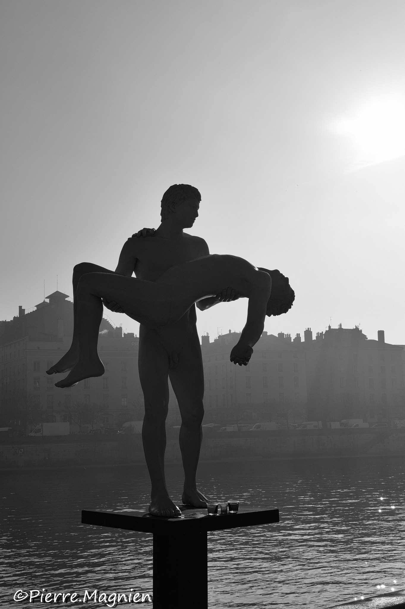 Leica M-Monochrom sample photo. The weight of oneself photography