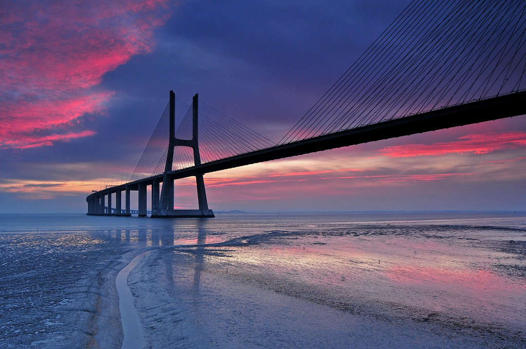 Dawn the colors in the Vasco da Gama Bridge by José Carlos Sousa on 500px.com