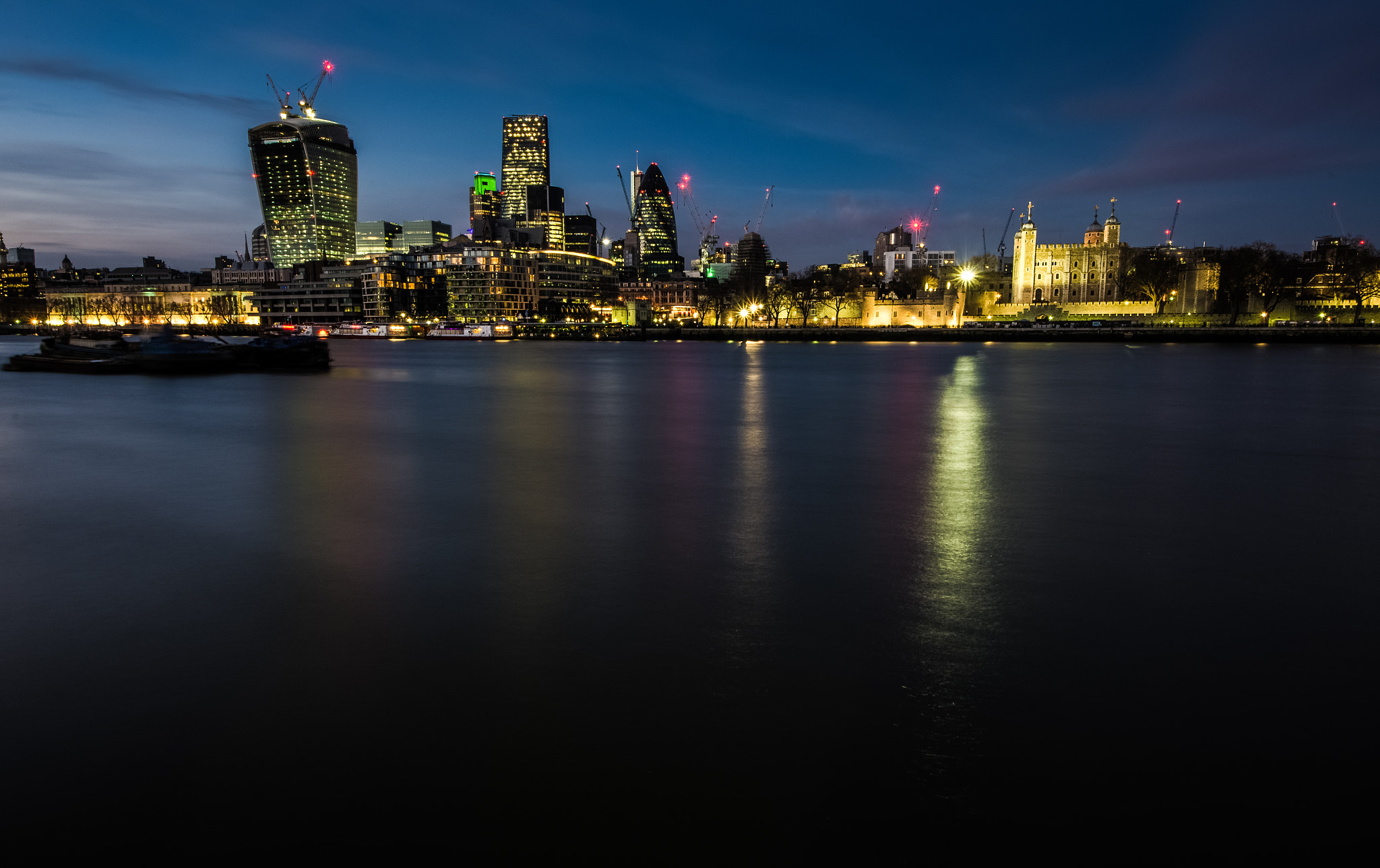 Sigma 8-16mm F4.5-5.6 DC HSM sample photo. London skyline photography