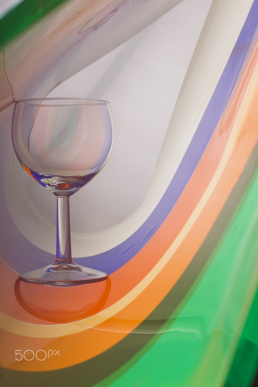 Canon EOS-1D Mark IV + Canon EF 50mm F1.4 USM sample photo. Wine glass on an abstract colored background photography