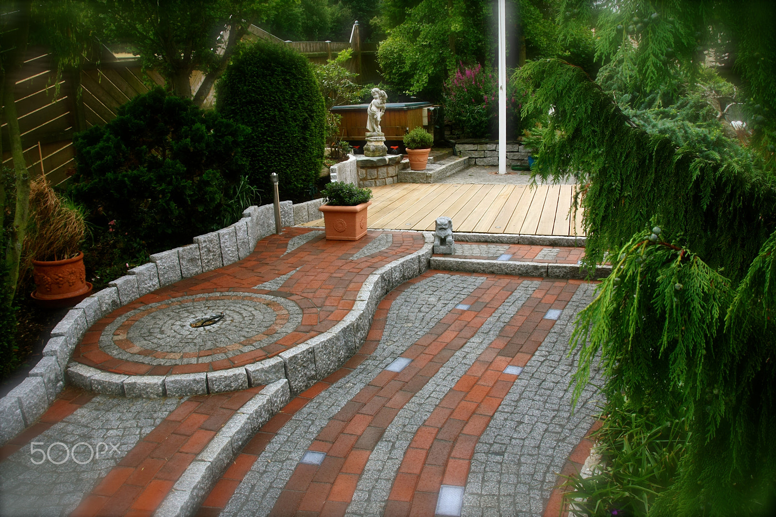 Sigma 17-70mm F2.8-4 DC Macro OS HSM sample photo. Asia / zen garden photography