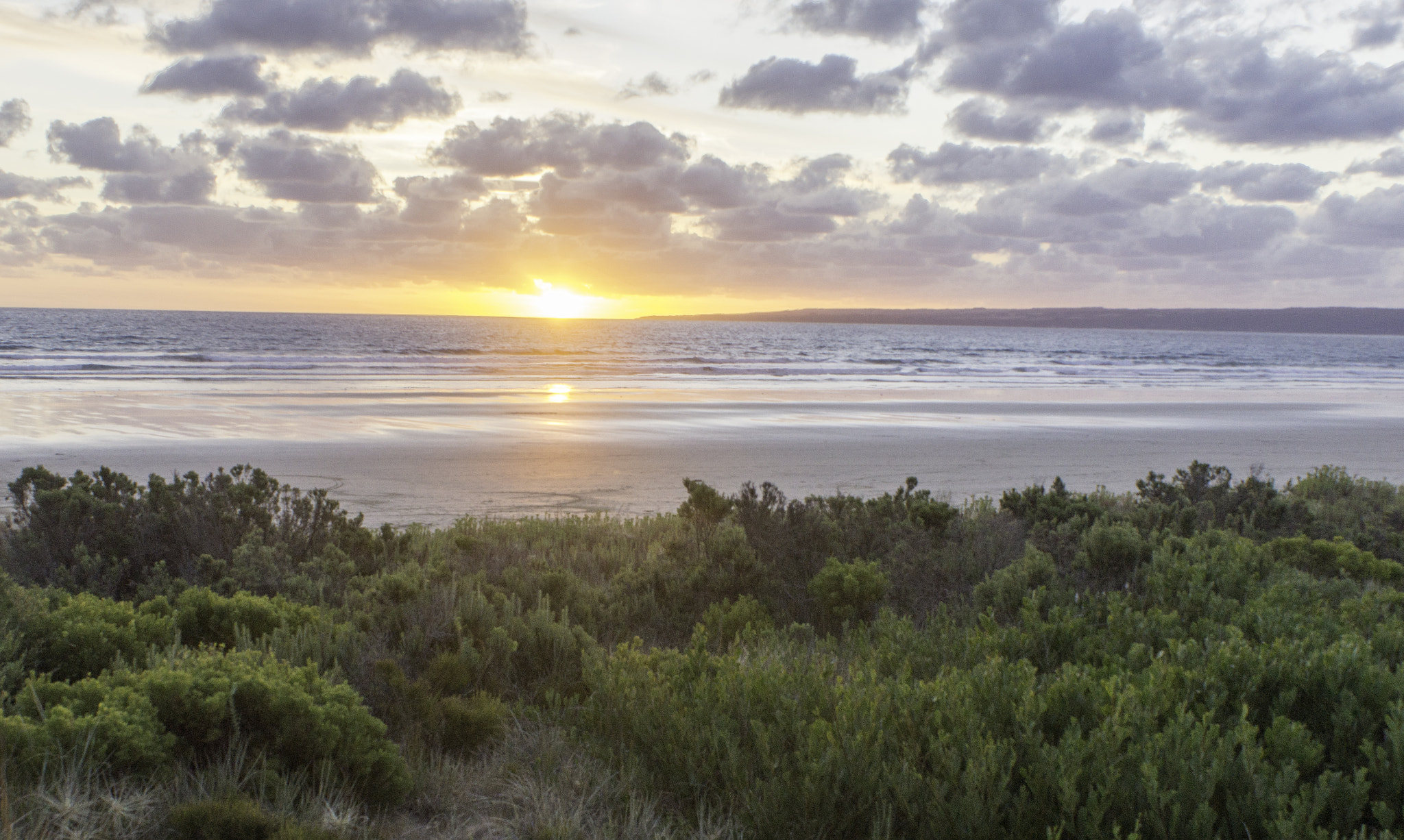 Sony DT 18-70mm F3.5-5.6 sample photo. Sandy point sunset 15-12-27 photography