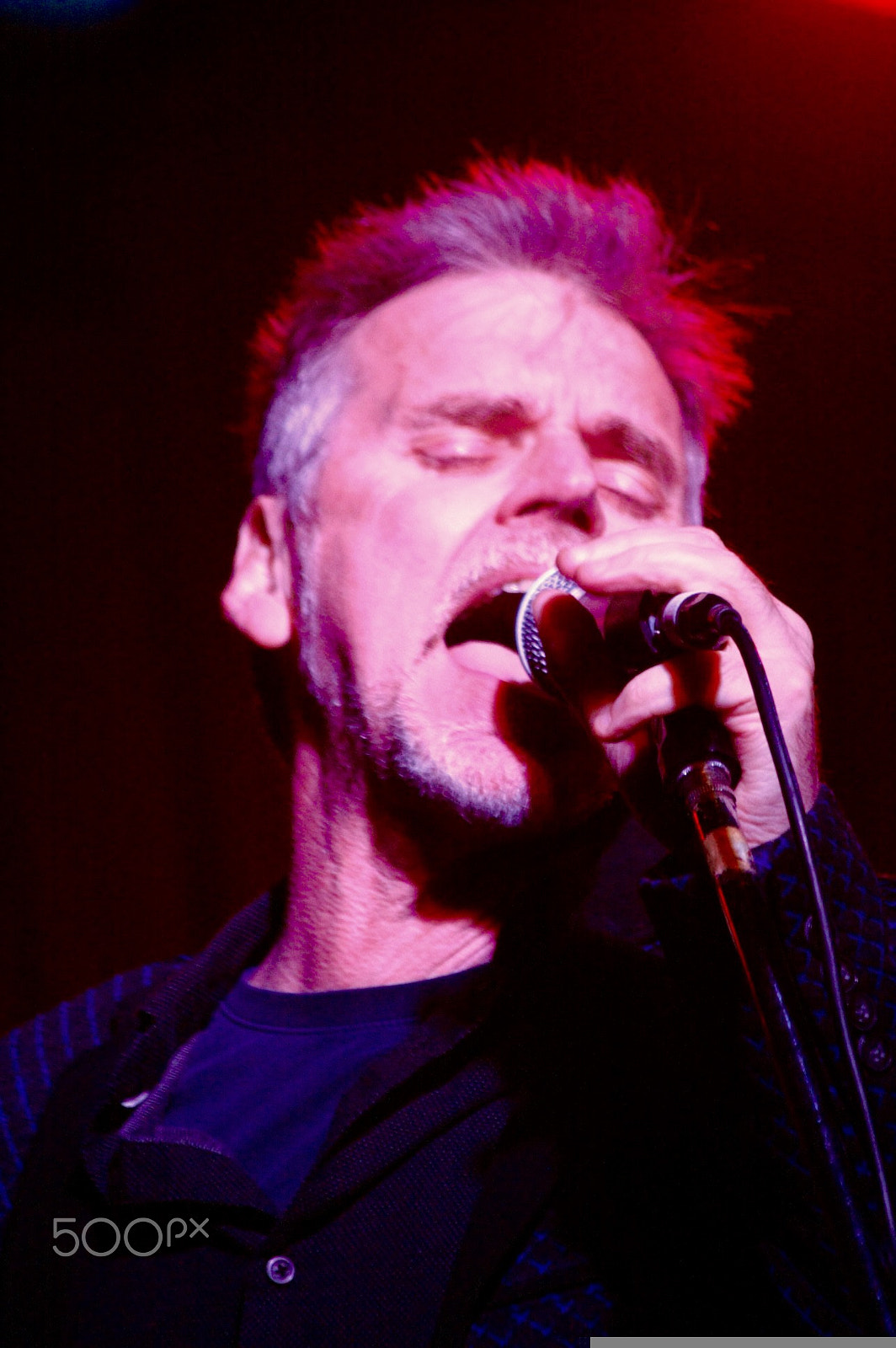 Canon EF-S 55-250mm F4-5.6 IS sample photo. Alex smith - moving pictures - lead singer photography
