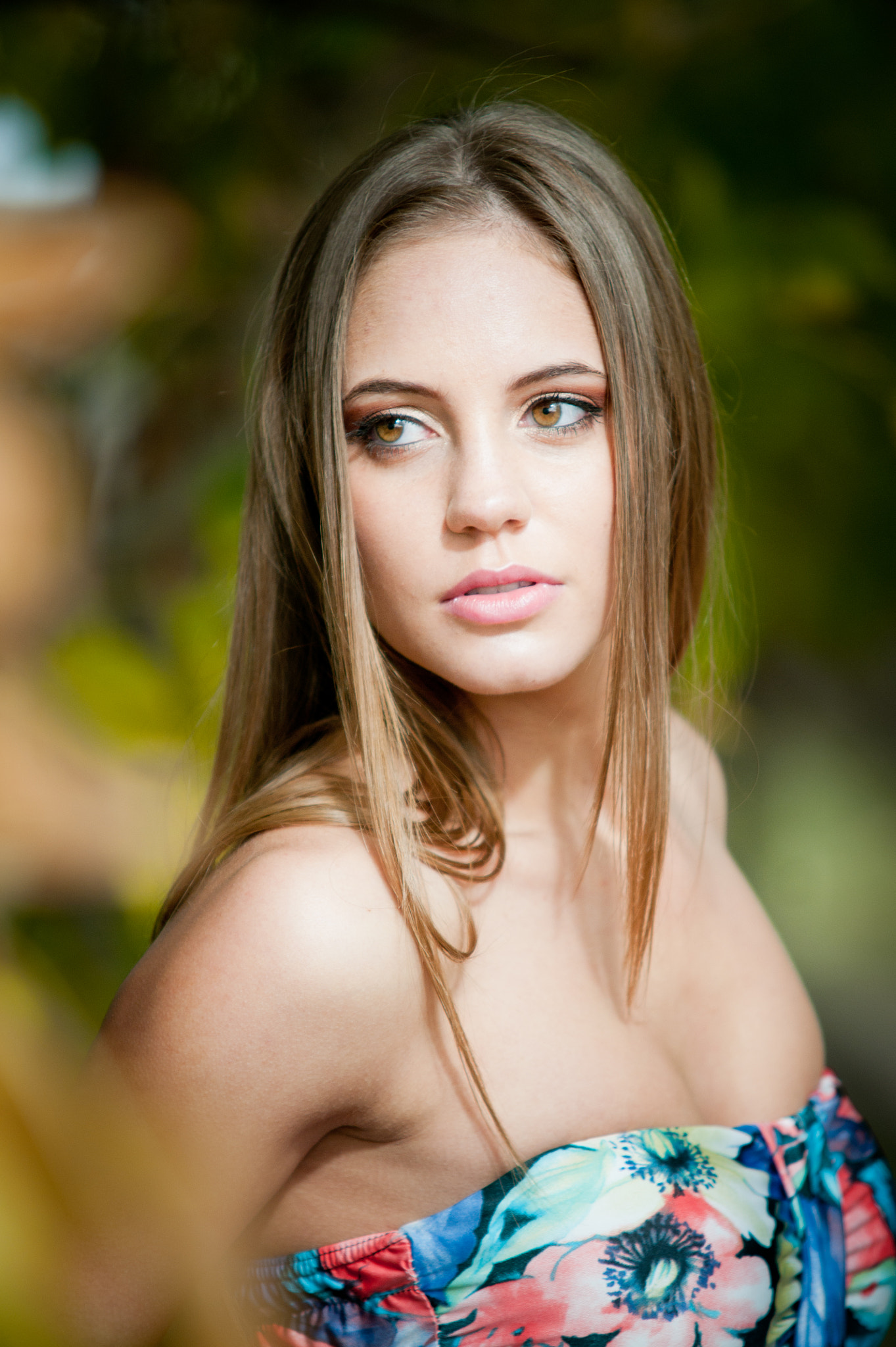 Sigma 70-200mm F2.8 EX DG Macro HSM II sample photo. Timi outdoor photography