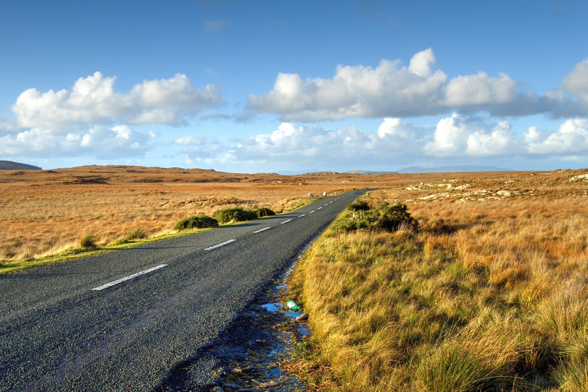 Nikon D3200 + 18.00 - 55.00 mm f/3.5 - 5.6 sample photo. Connemara national park, ireland photography