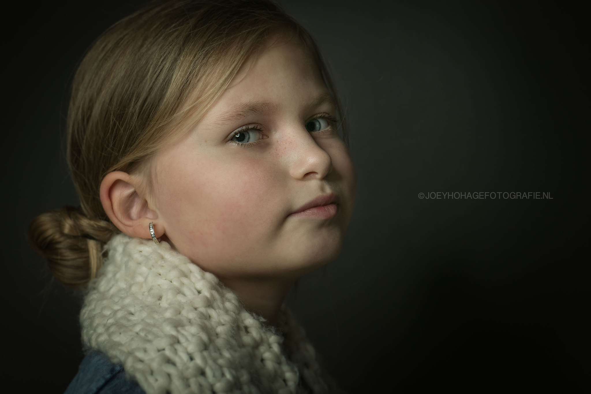 Panasonic Leica DG Nocticron 42.5mm F1.2 ASPH OIS sample photo. Portrait of jill photography