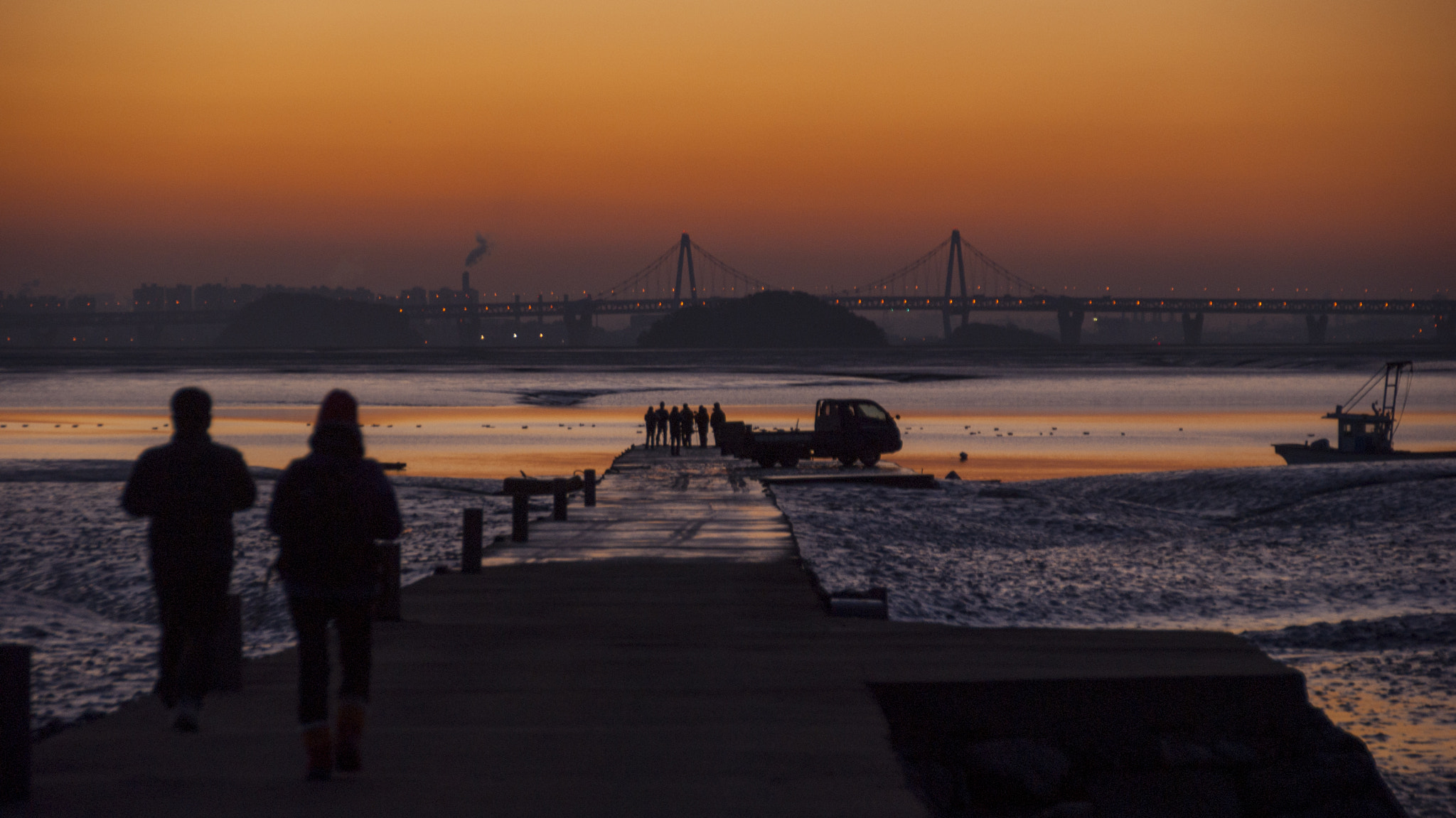 Sony Alpha DSLR-A300 sample photo. Dawn of the beach photography