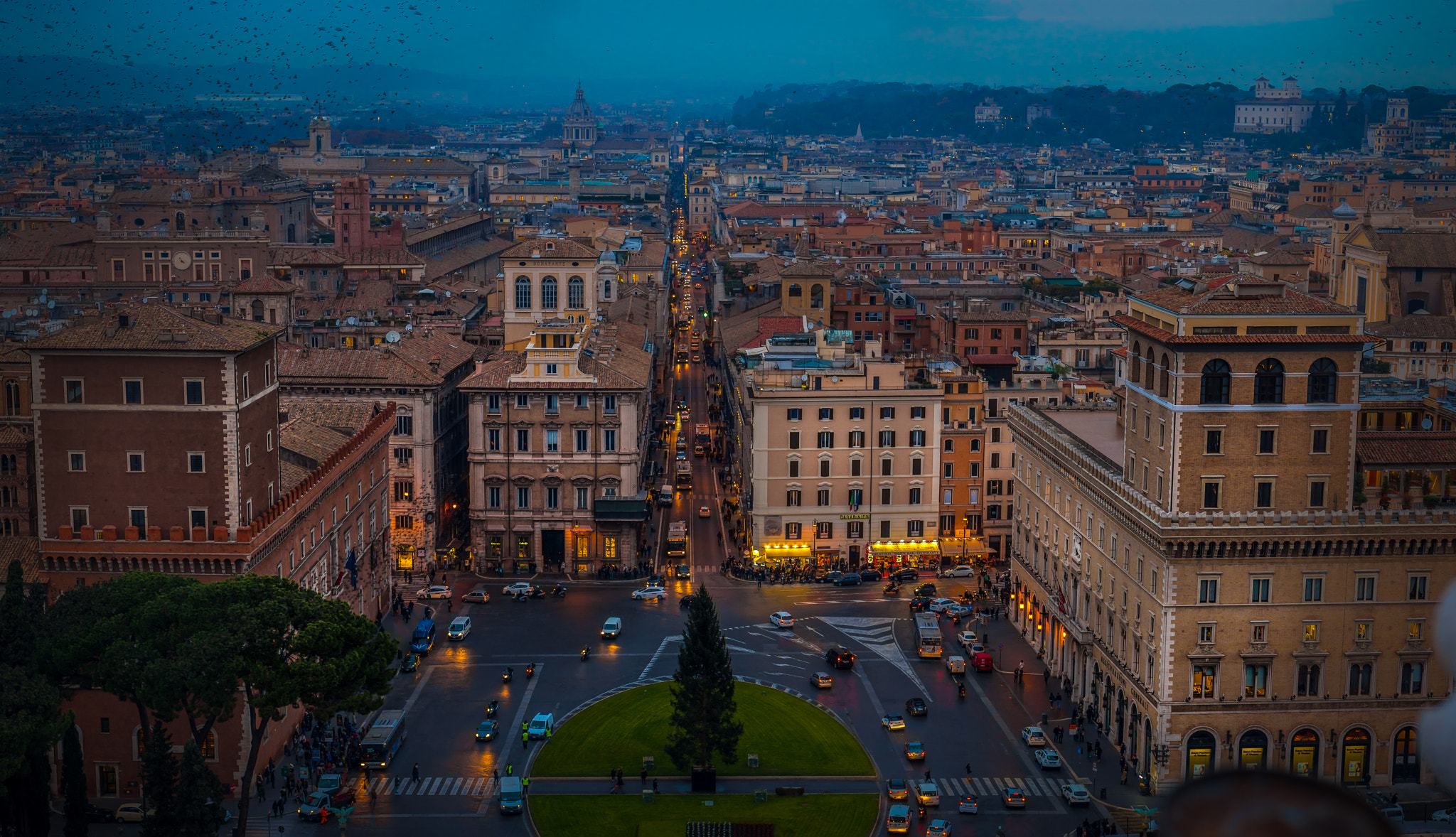 Panasonic Lumix G 42.5mm F1.7 ASPH Power OIS sample photo. Rome cityscape in the blue hour photography