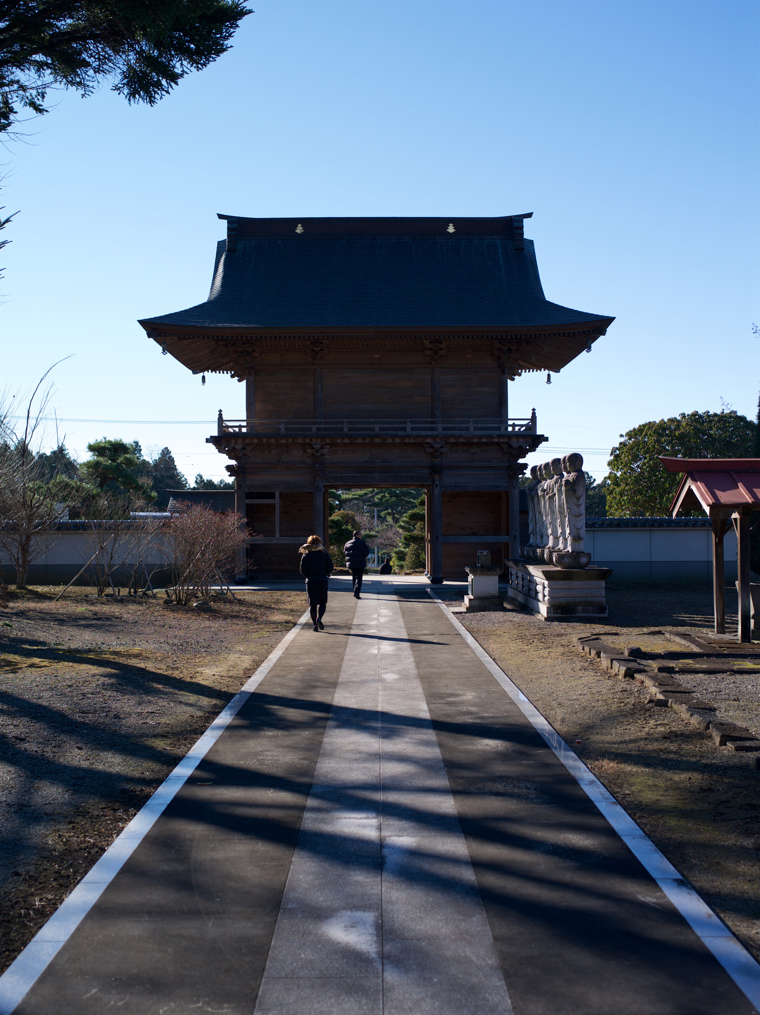 Pentax 645D sample photo. Temple gate photography