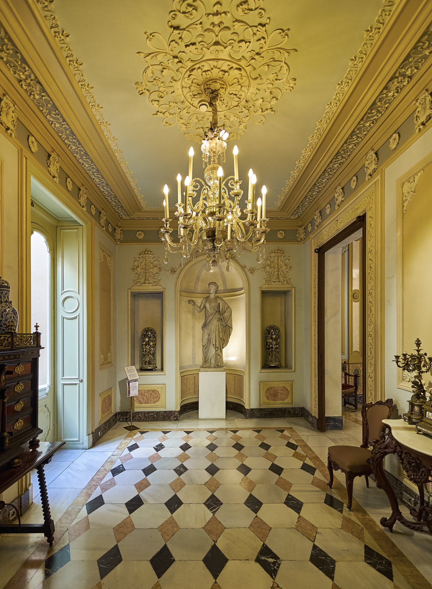 Fujifilm X-T1 + Tokina AT-X Pro 11-16mm F2.8 DX II sample photo. Vestíbulo del palacio del marqués de dos aguas - valencia photography