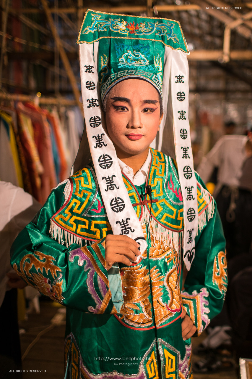 Sony a7 + Canon EF 35mm F1.4L USM sample photo. Show-up. photography