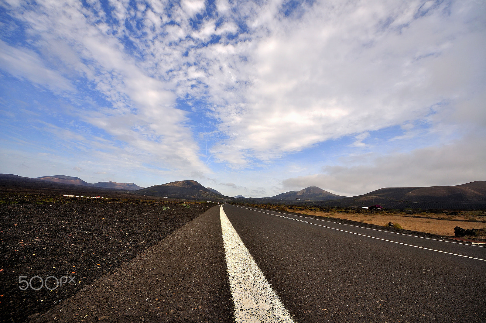 Sigma 8-16mm F4.5-5.6 DC HSM sample photo. Highway photography