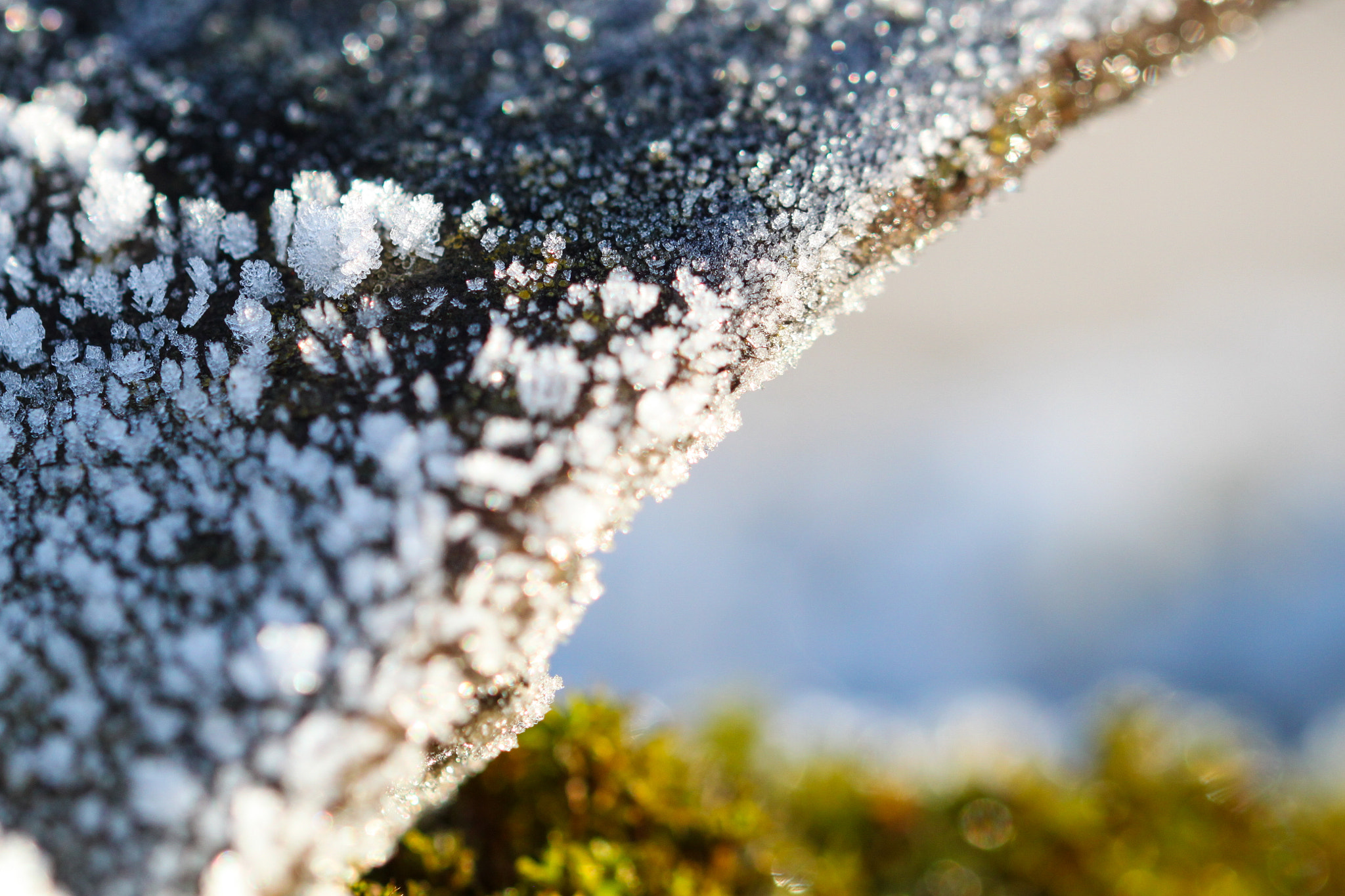 Sigma 105mm F2.8 EX DG OS HSM sample photo. Icy metal photography