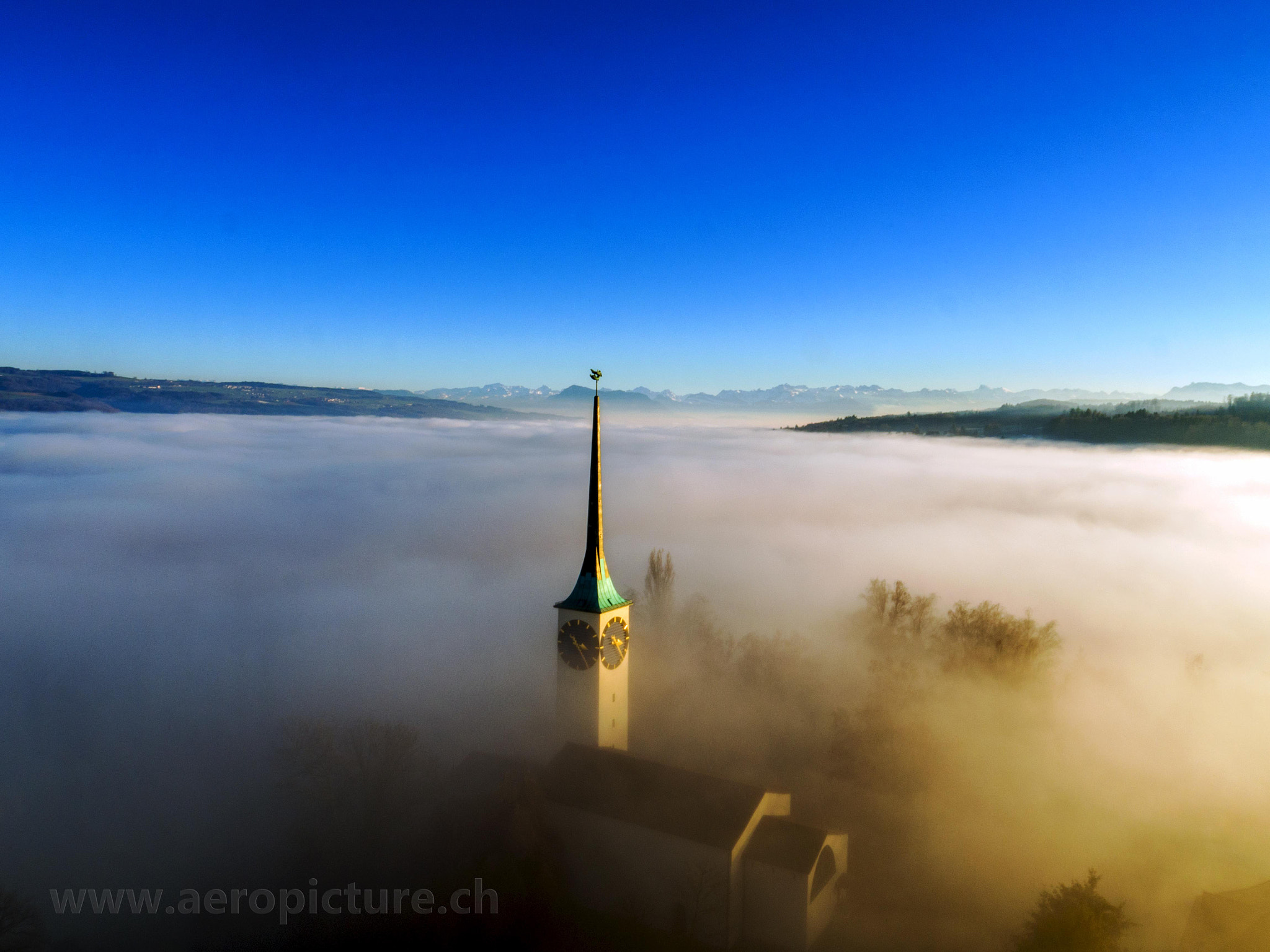 DJI FC550 + OLYMPUS M.12mm F2.0 sample photo. The church photography
