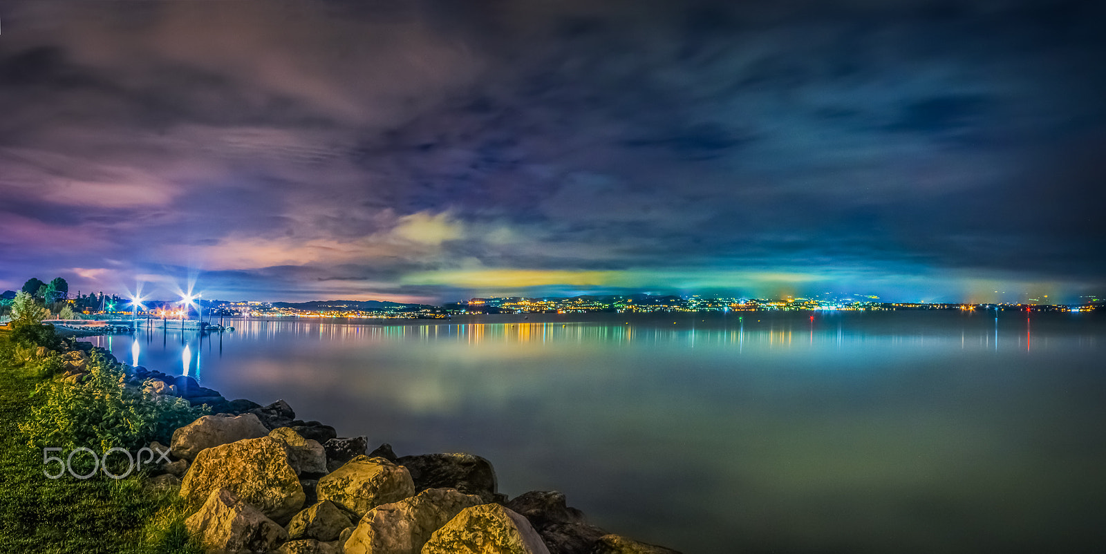 Sigma 10-20mm F4-5.6 EX DC HSM sample photo. Desenzano by night photography