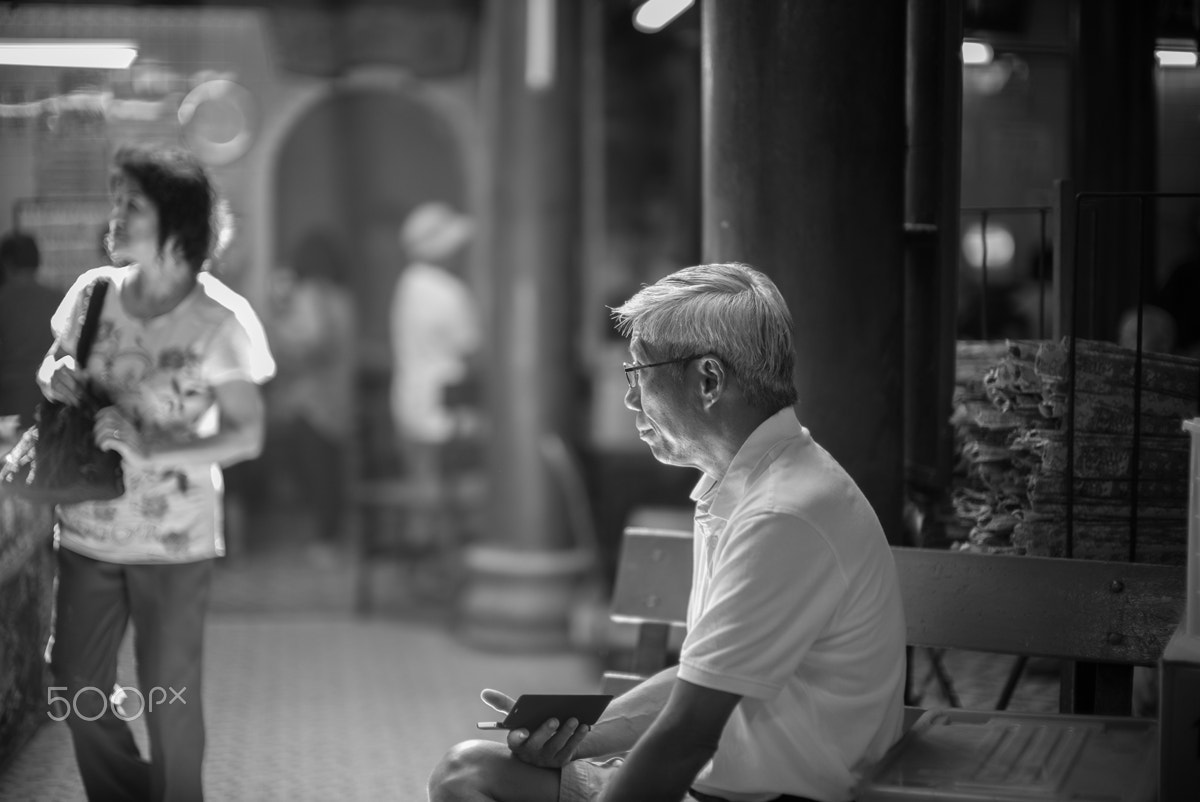 Leica Noctilux-M 50mm F0.95 ASPH sample photo. Status update photography