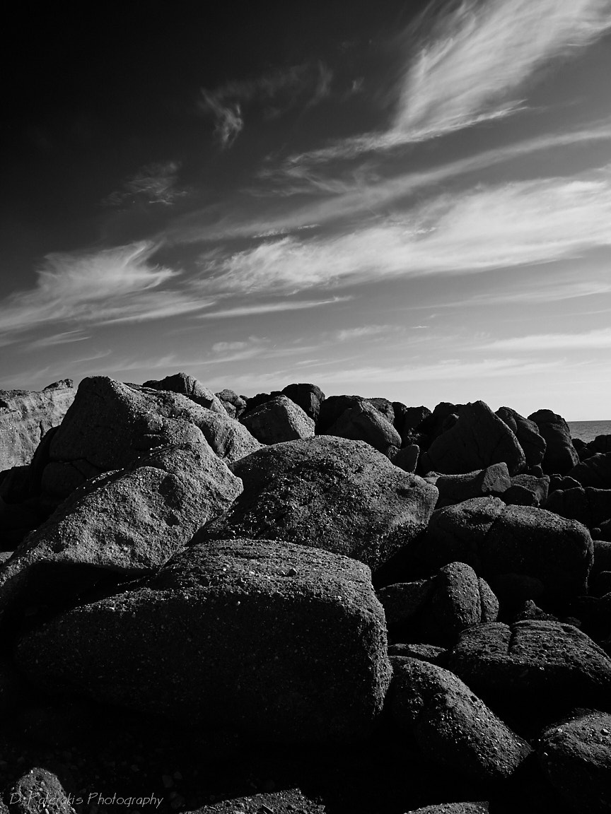 Olympus PEN E-PL7 sample photo. Shadows photography