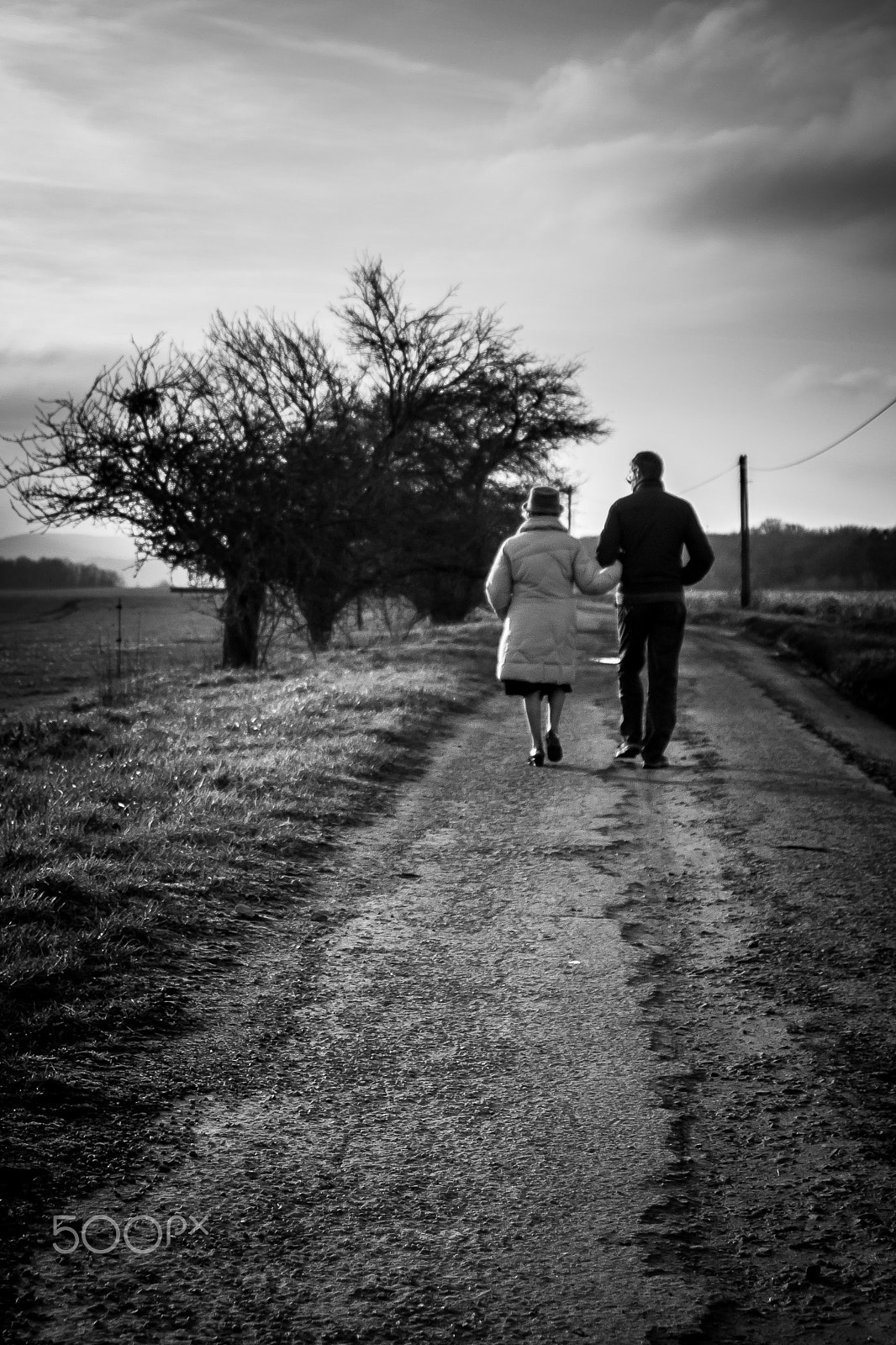Canon EOS 7D + Canon EF 24mm F2.8 sample photo. Au bout du chemin. photography