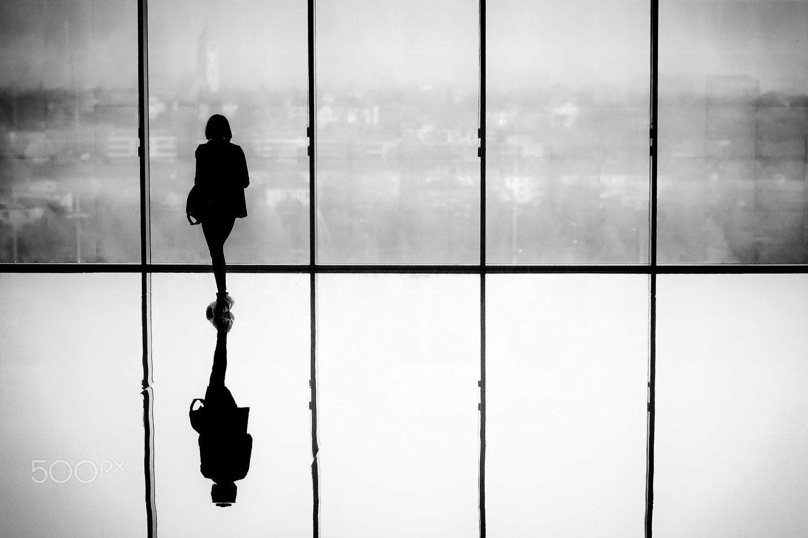 Canon EOS 7D + Canon EF 24mm F2.8 sample photo. La pensive photography