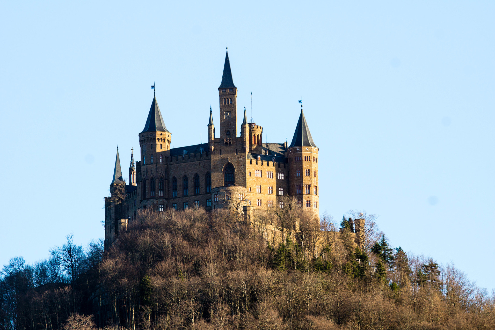 Sony SLT-A77 + Tamron SP 70-200mm F2.8 Di VC USD sample photo. Die hohenzollernburg im schwarzwald photography