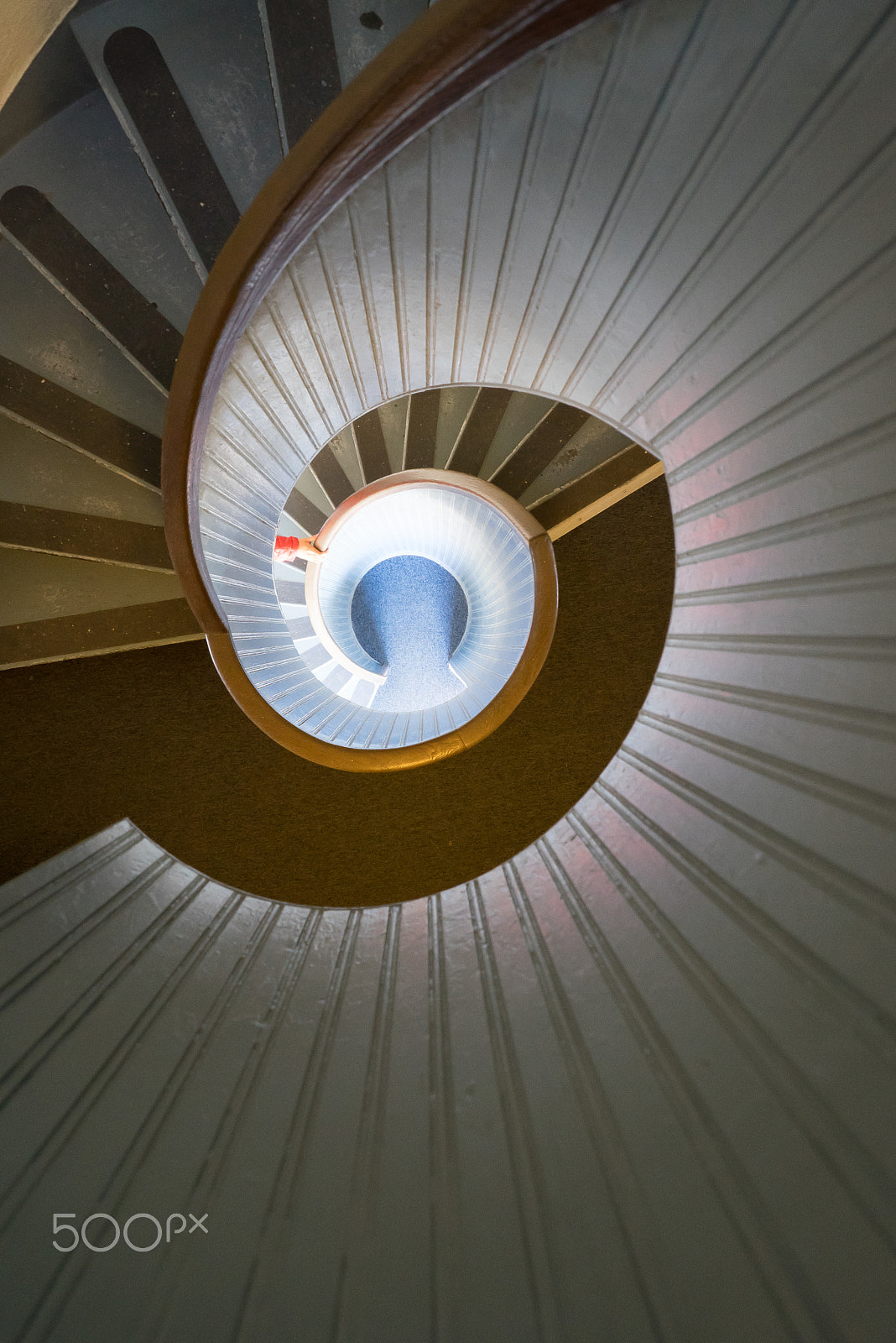 Sony a7R + ZEISS Batis 25mm F2 sample photo. The staircase photography